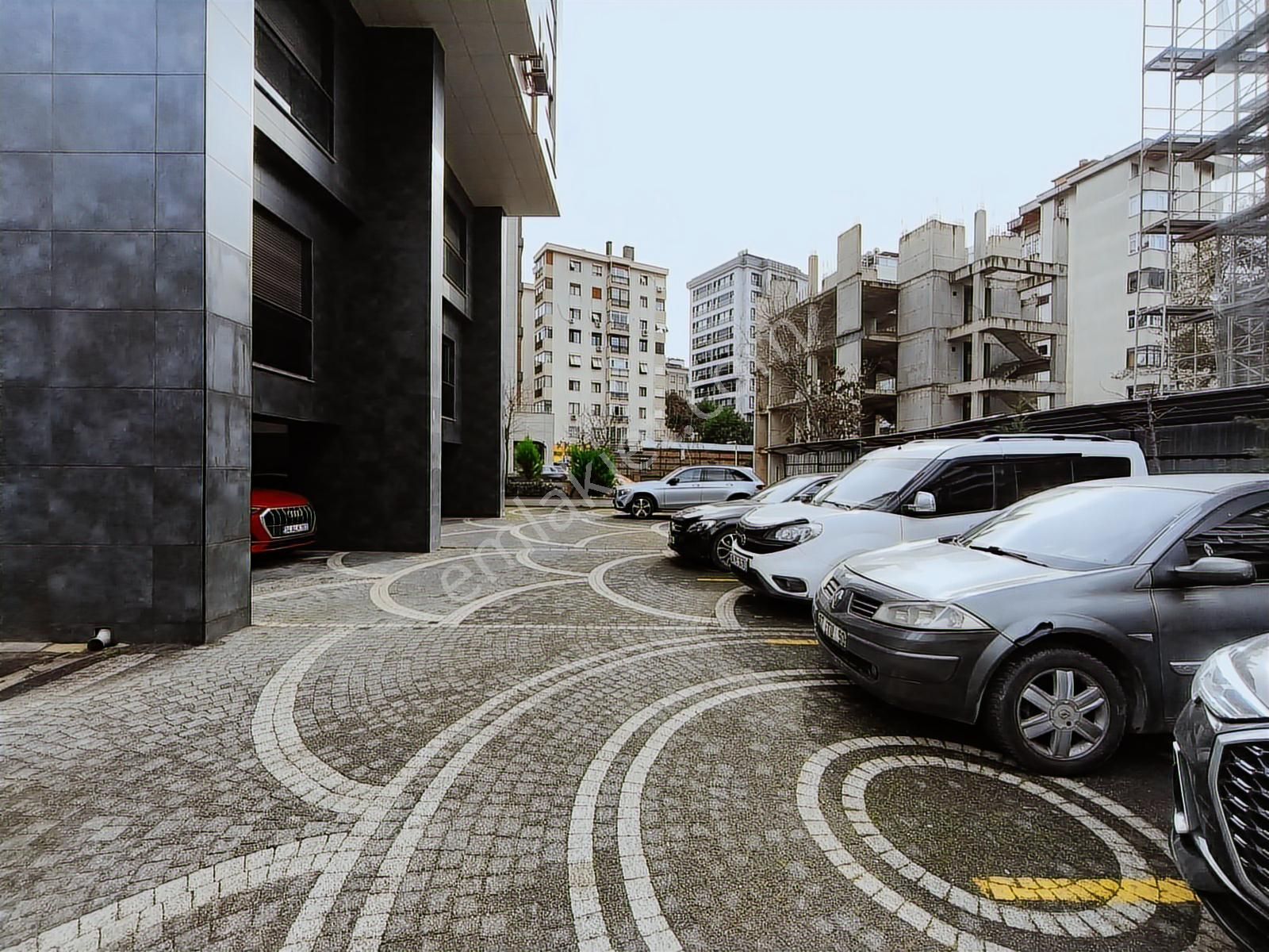 Met'den Suadiye Feride Geçidine Komşu 3+1 Yeni Binada Ebeveynli - Görsel 32