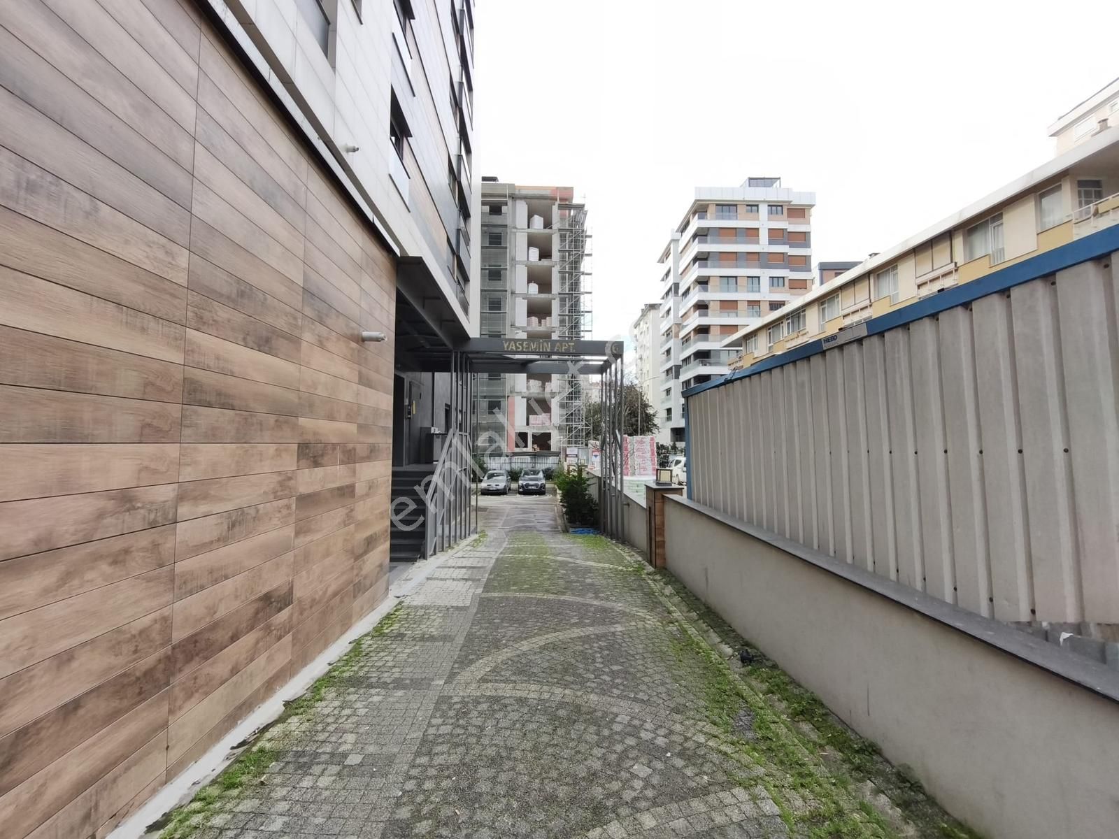 Met'den Suadiye Feride Geçidine Komşu 3+1 Yeni Binada Ebeveynli - Görsel 3