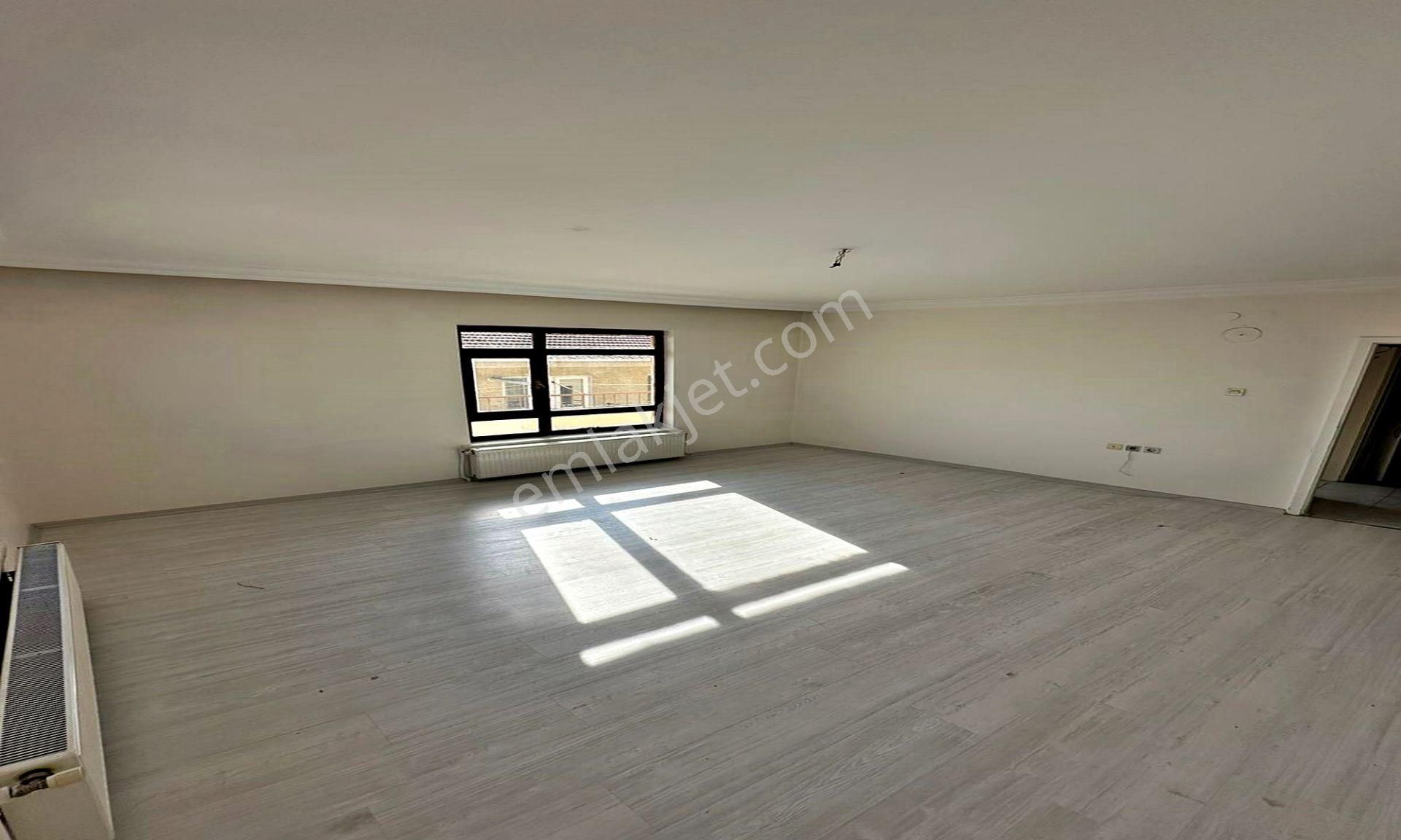 Kuşcağız Gazeller Cadde Yakını Manzaralı Katta Bağımsız 3+1! - Görsel 24