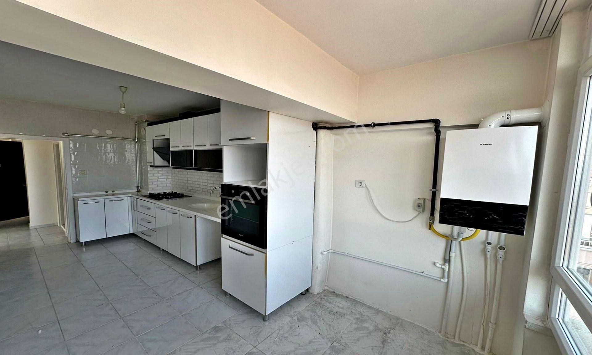 Kuşcağız Gazeller Cadde Yakını Manzaralı Katta Bağımsız 3+1! - Görsel 18