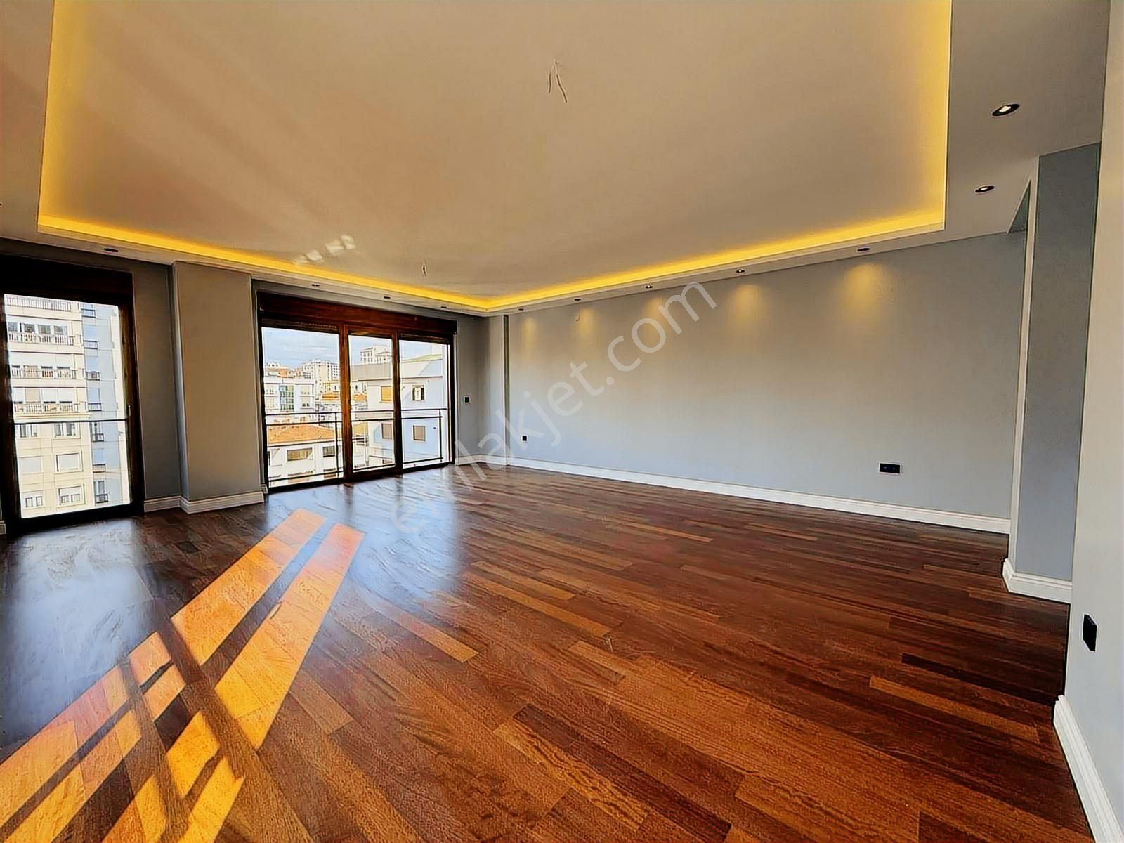 Erenköy Bahariyeli Sokakta 130m² Net 3+1 Yeni Lüx Ebeveynli - Görsel 32