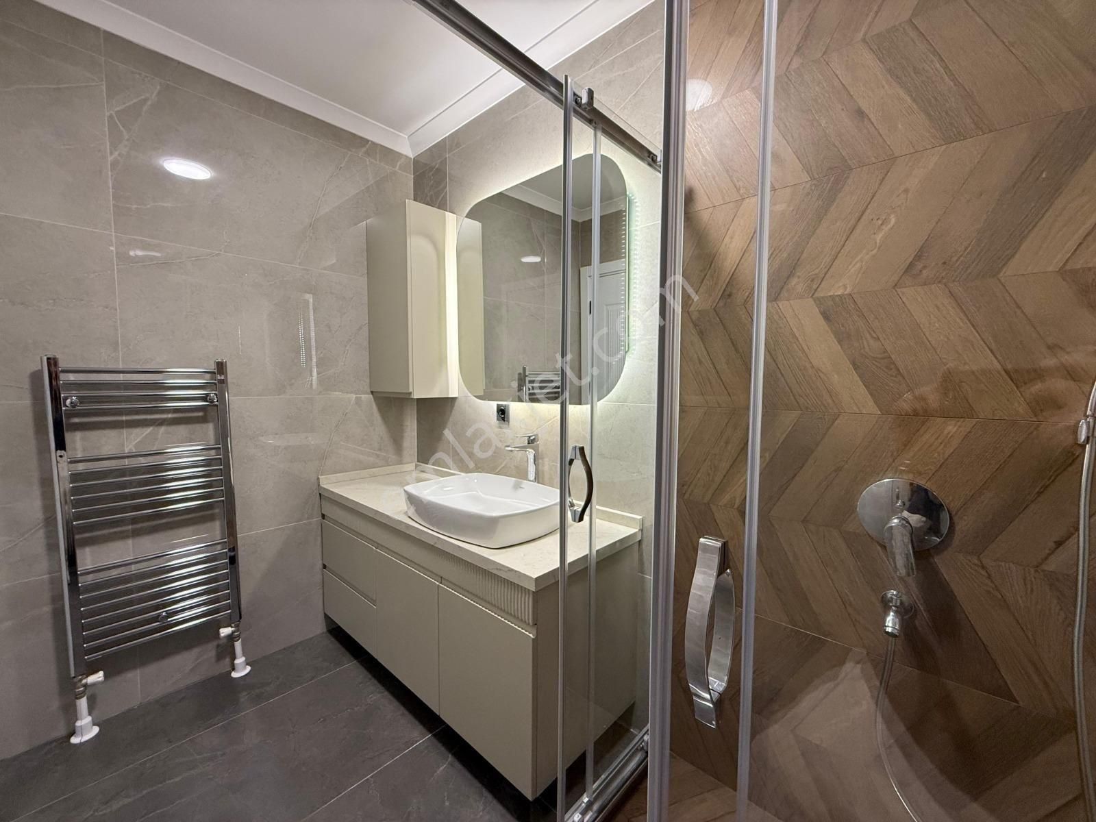 Erenköy Bahariyeli Sokakta 130m² Net 3+1 Yeni Lüx Ebeveynli - Görsel 27