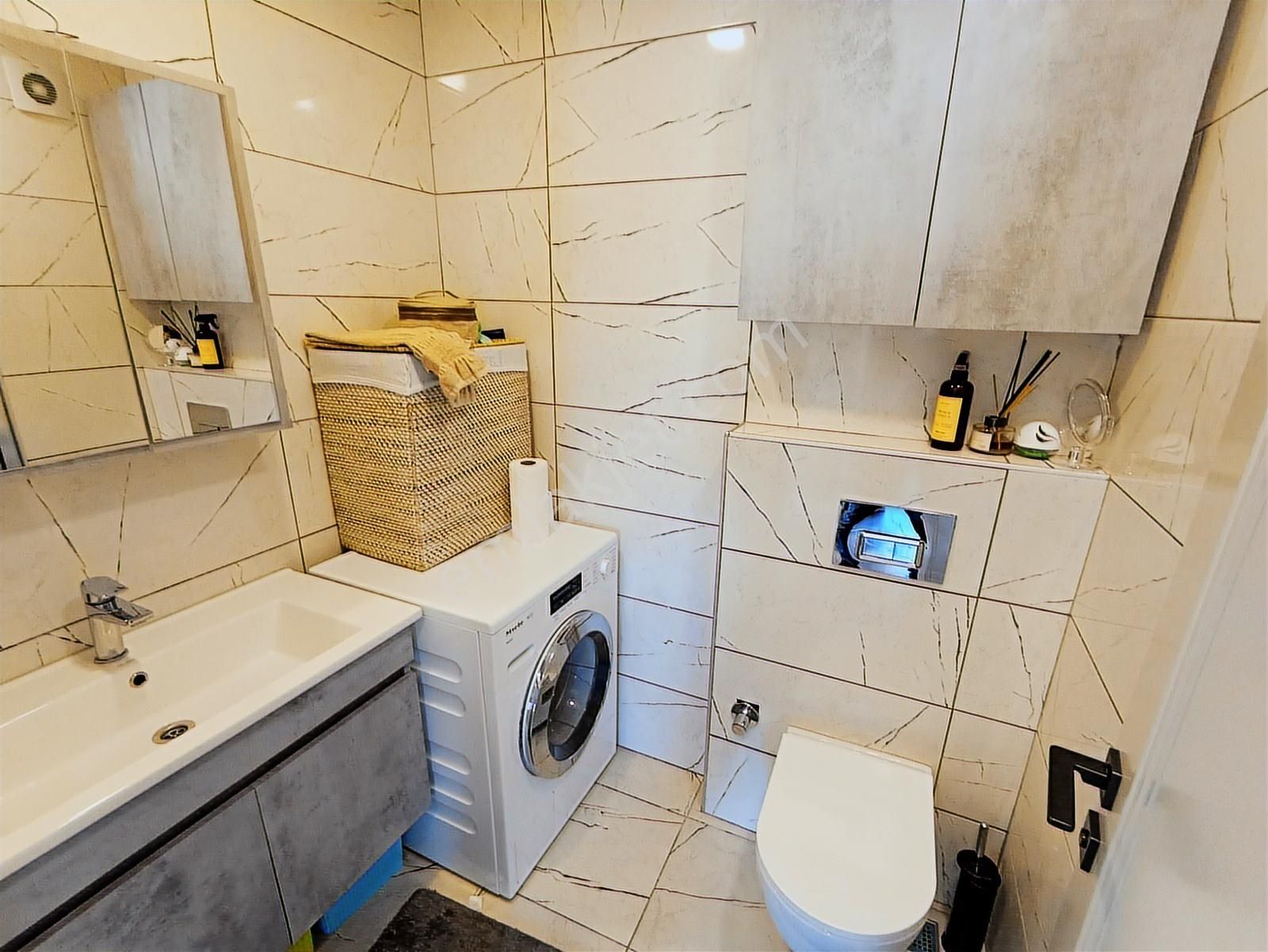 Met'den Kozyatağında 2+1 Yeni Binada Deniz Ve Adalar Manzaralı - Görsel 16