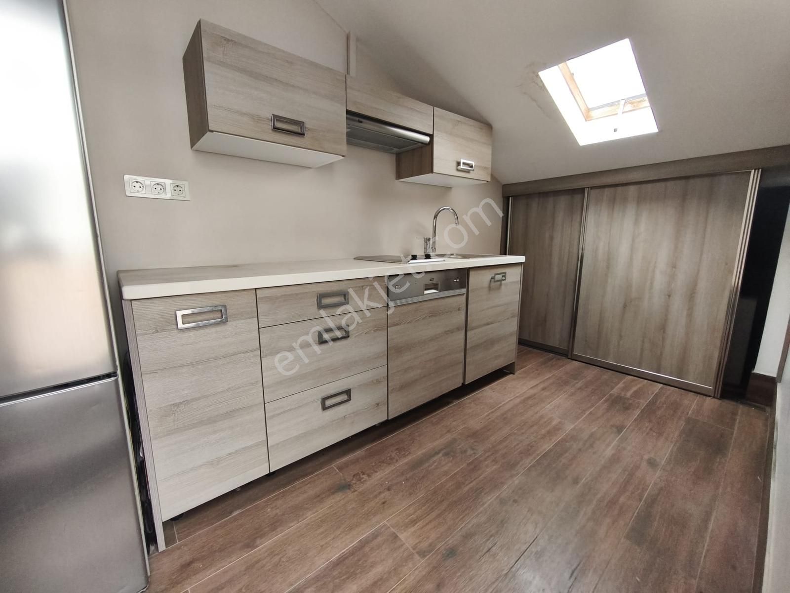 Şaşkınbakkal Marks&spencer Sokağında 4+1 Teraslı Yasal Dubleks - Görsel 13