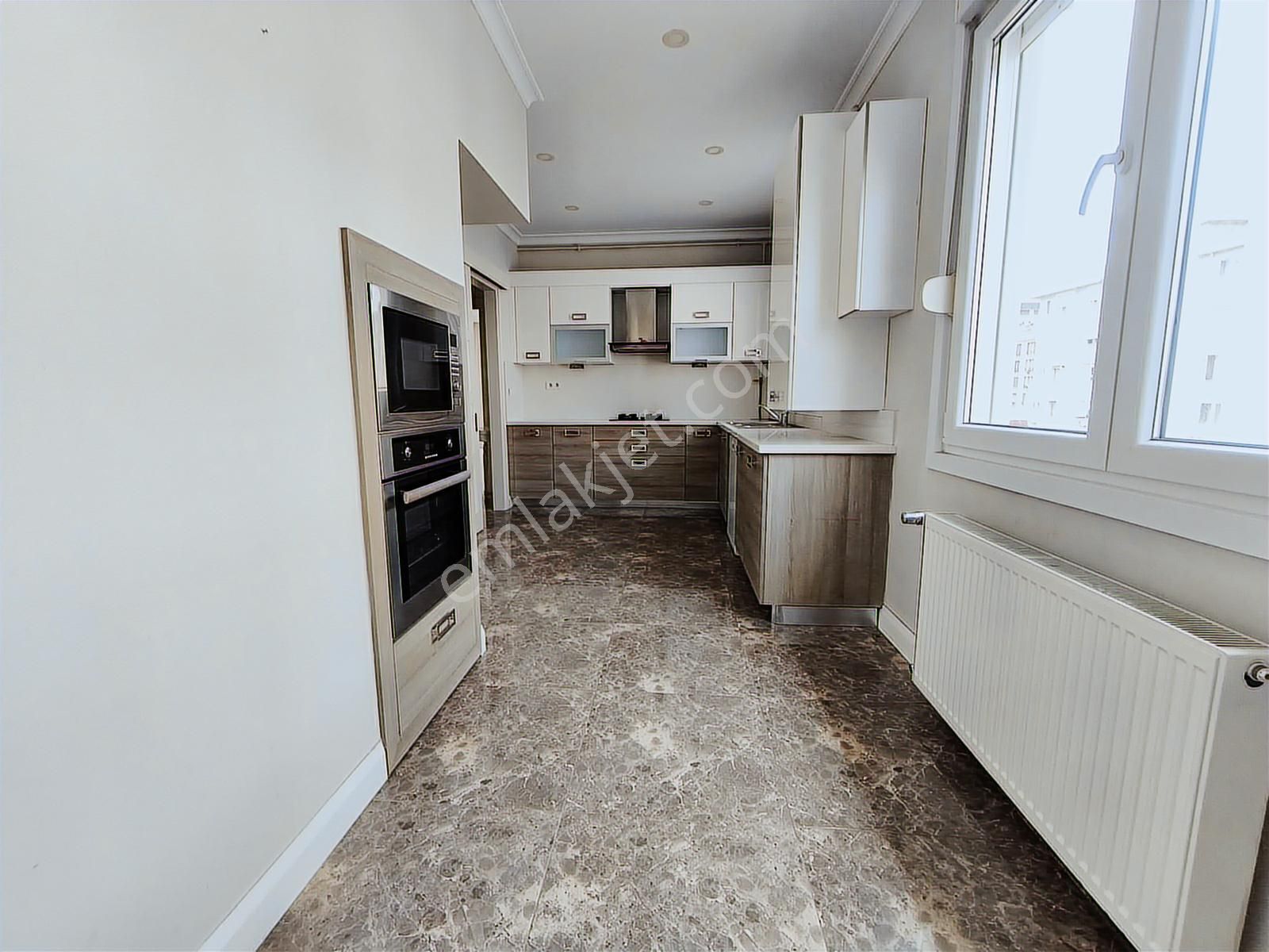 Şaşkınbakkal Marks&spencer Sokağında 4+1 Teraslı Yasal Dubleks - Görsel 25