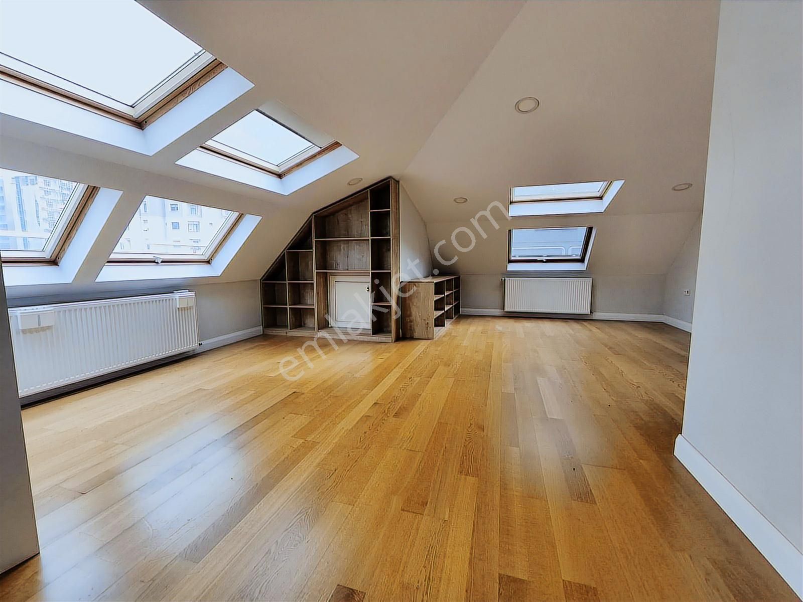 Şaşkınbakkal Marks&spencer Sokağında 4+1 Teraslı Yasal Dubleks - Görsel 24