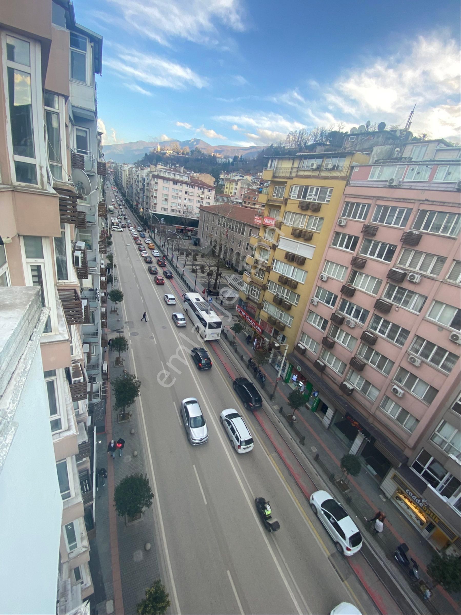 Cihangir Emlaktan Altıparmak Cadde Üstü Satılık Kupon Daire - Görsel 4