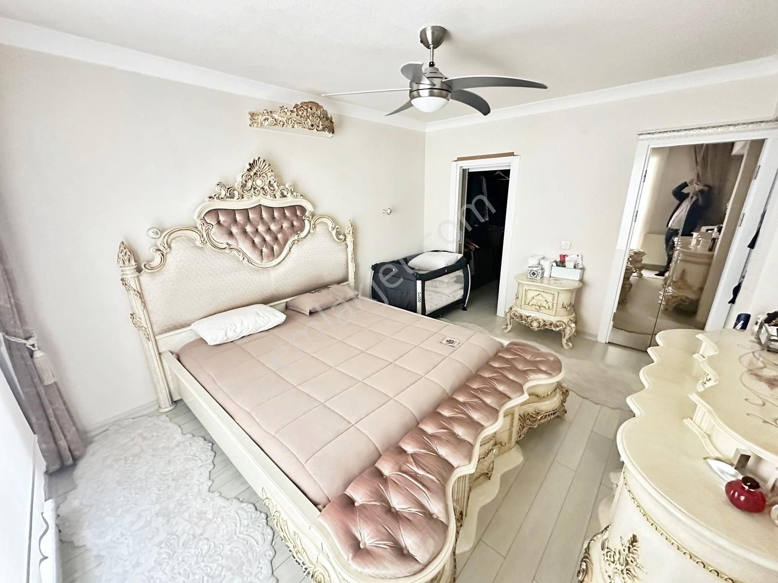 Site İçinnde 4+1 Krediye Uygun Ultra Lüks Yapılı Ara Kat - Görsel 21