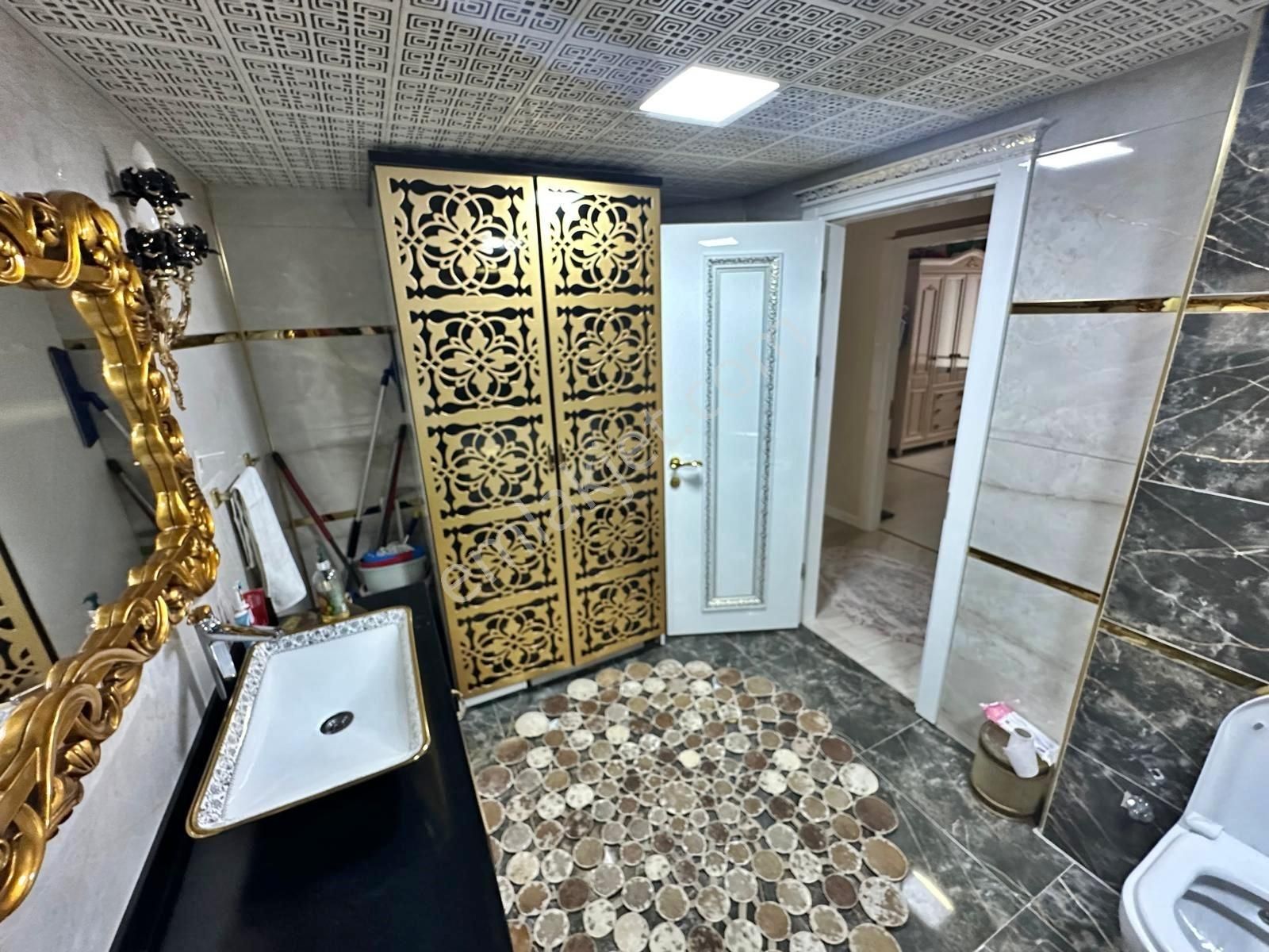 Site İçinnde 4+1 Krediye Uygun Ultra Lüks Yapılı Ara Kat - Görsel 28