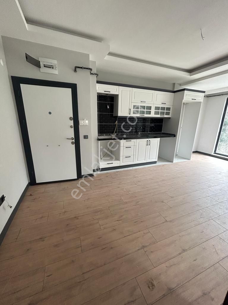 Furkan Emlaktan Kalkancı Mah. 1+1 55 M2 3.kat Arakat Cam Balkonlu Caddeye Cephe Fırsat Daire