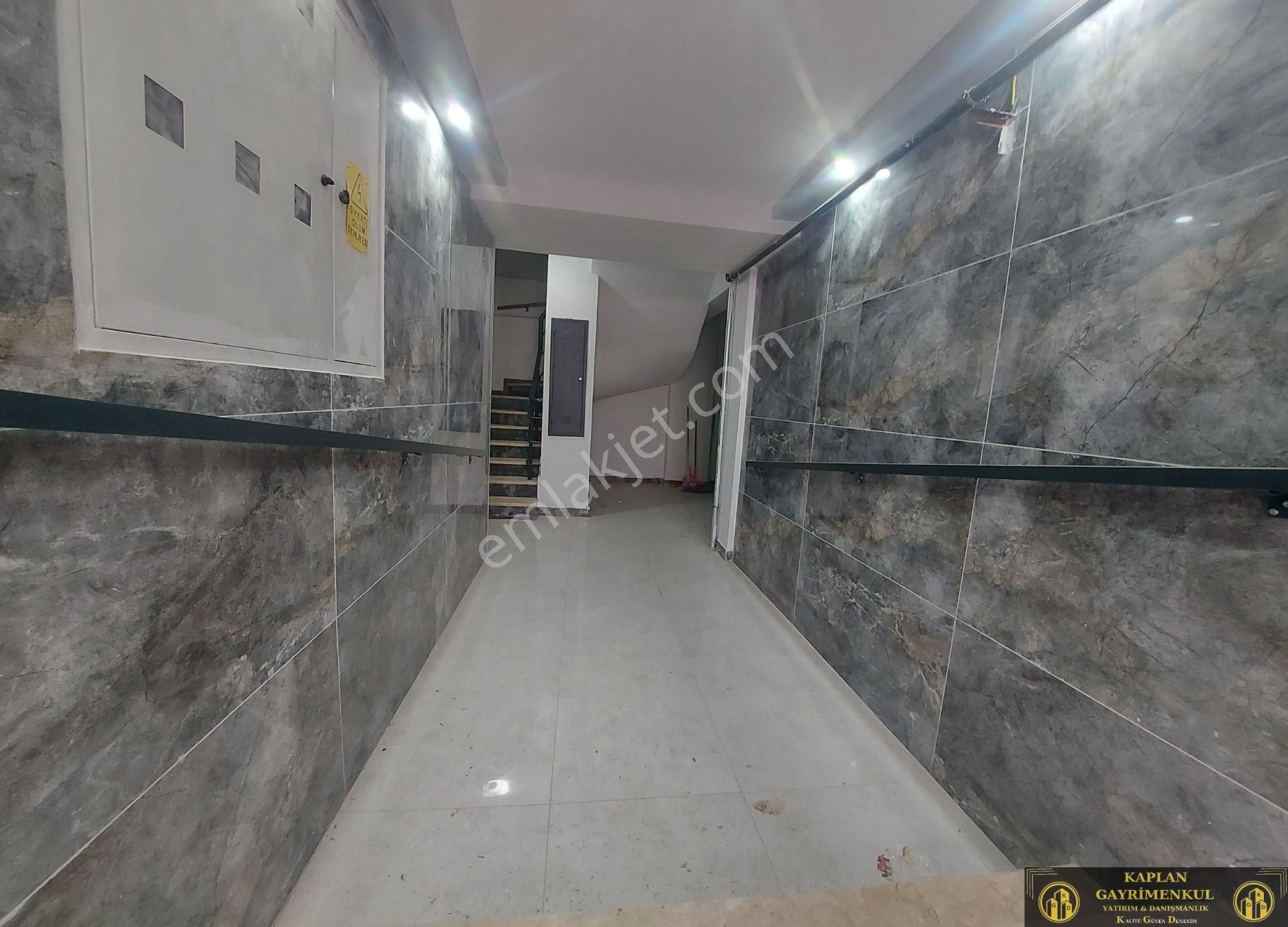 Kaplan Gayrimenkul’den 71 Evler Mah. Candanel Cd Yakını 2+0 50 M² Özel Garajlı Satılık Daire - Görsel 24