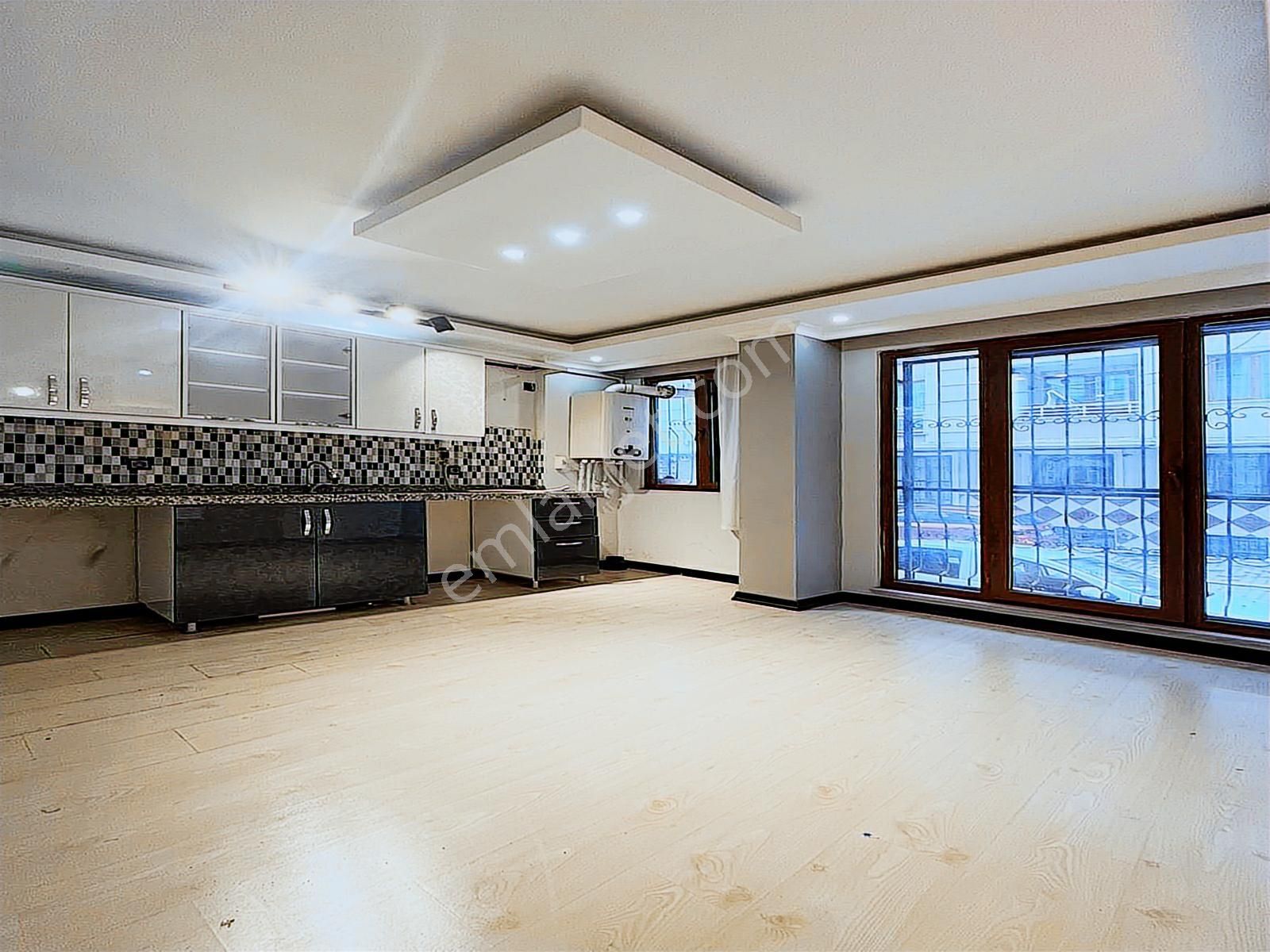 Boss Yapı'dan Metrobüse Yakın Dekorlu 1+1 Yüksek Giriş Daire - Görsel 24