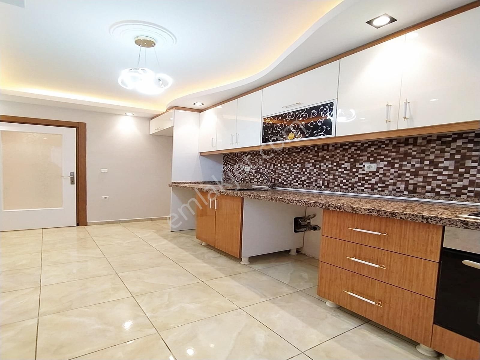Boss Yapıdan Güzelyurt Metrobüsü'ne Komşu 2+1 110m² Arakat Daire - Görsel 14