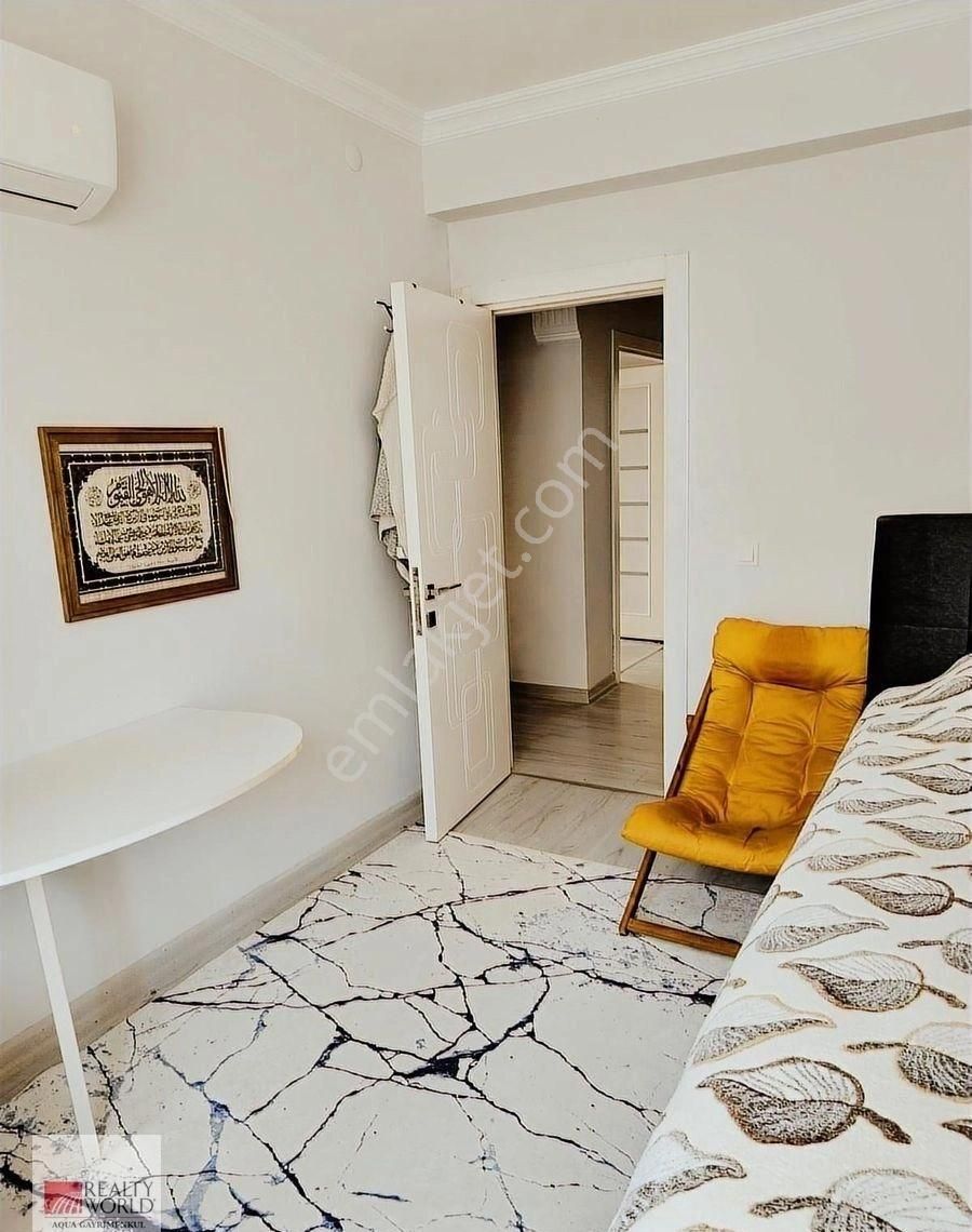 Denize Yürüme Mesafesinde 5+1 Satılık Daire Yabancı Satışa Uygun - Görsel 13