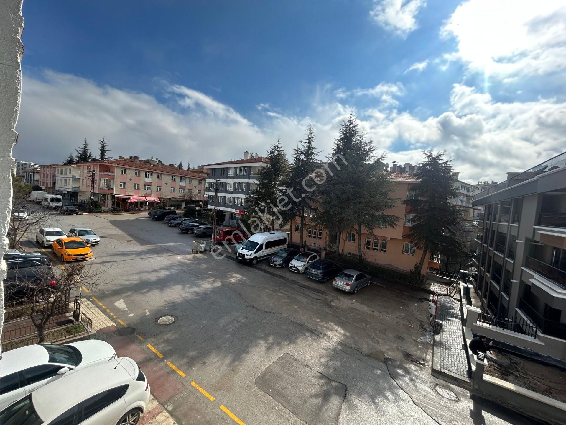 Taner'den Dikmen'de Orta Kat Ön Cephe 3+1 Süper Lüks 3 Cepheli - Görsel 27