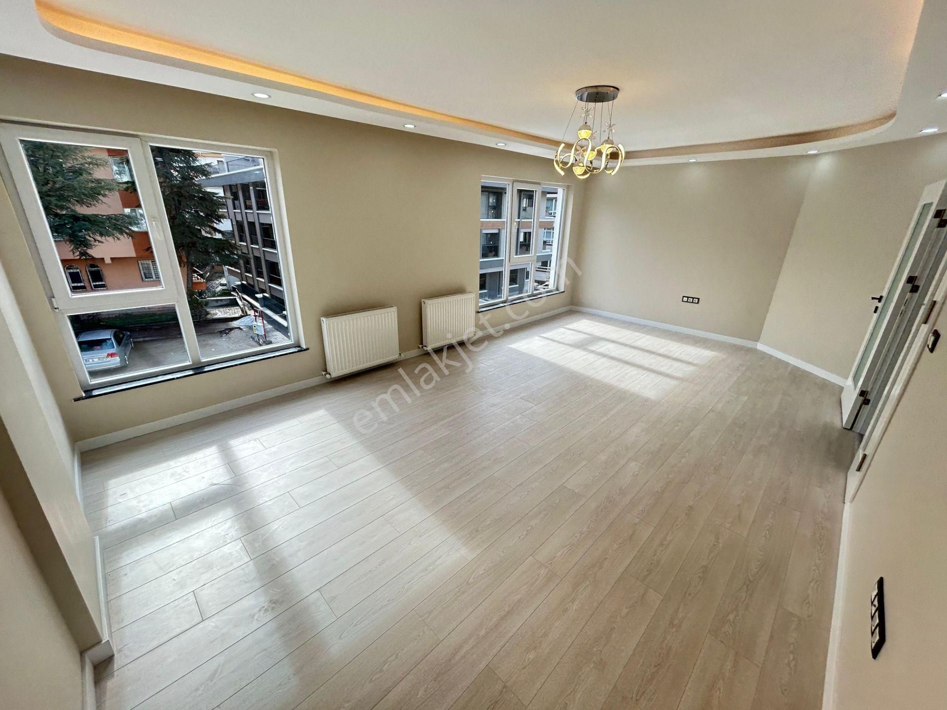 Taner'den Dikmen'de Orta Kat Ön Cephe 3+1 Süper Lüks 3 Cepheli - Görsel 11