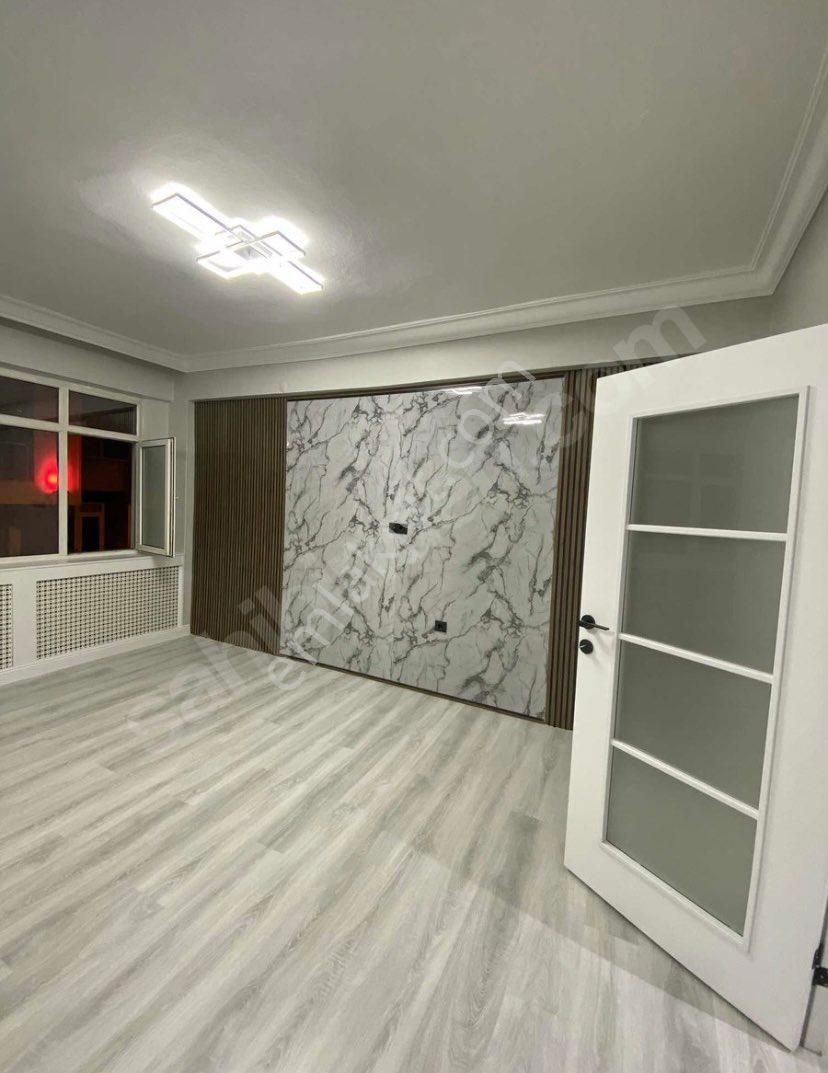 Furkan Emlaktan Çiftlik Mah. 2+1 1.kat 105m2 İçi Full Yapılı Balkonlu Arakat Satılık Fırsat Daire - Görsel 7