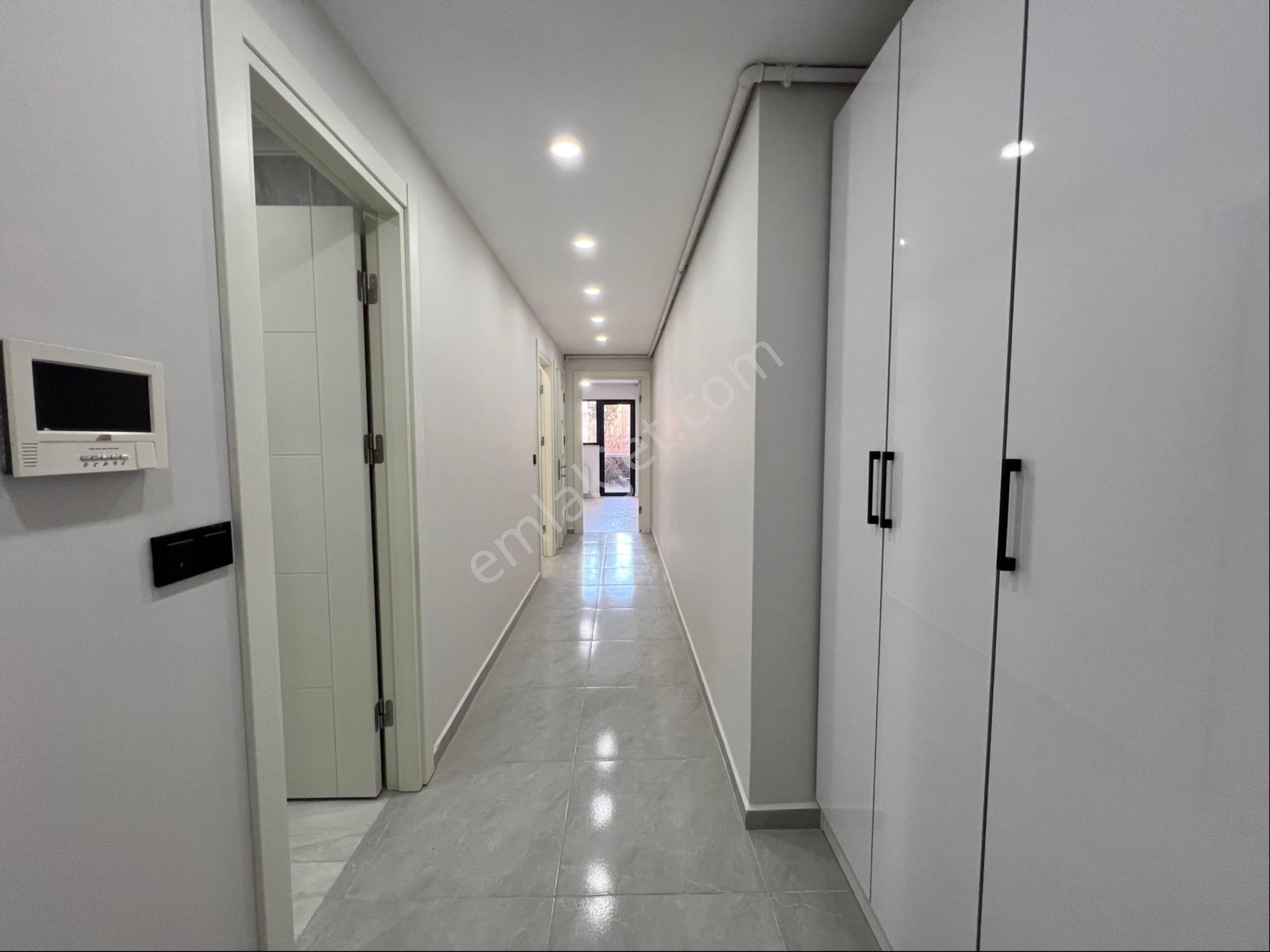 Küçükyalı Metroya Yürüme Mesafesin'de 2+1 Net 70 M² Net - Görsel 24