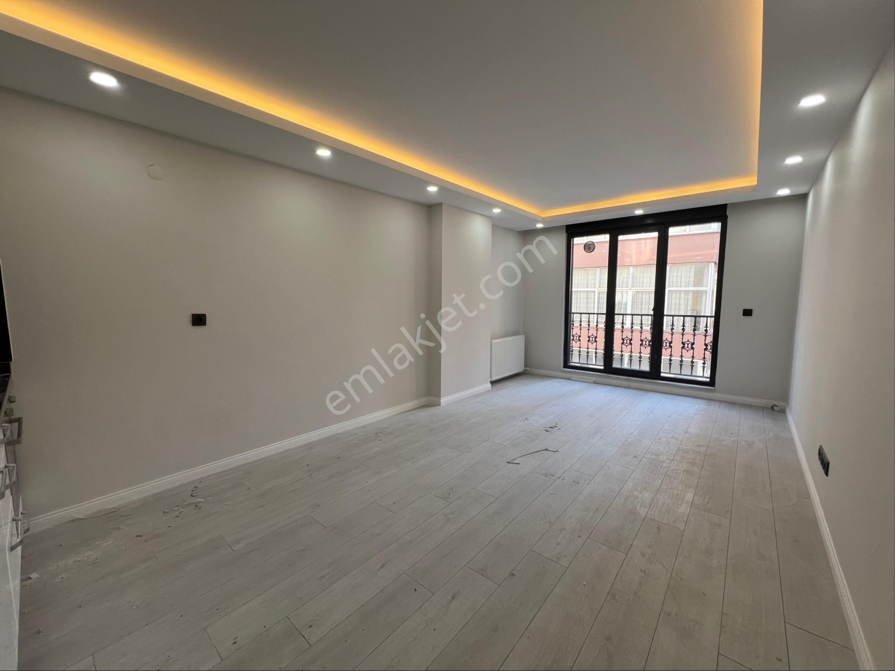 Küçükyalı Metroya Yürüme Mesafesin'de 2+1 Net 70 M² Net - Görsel 2