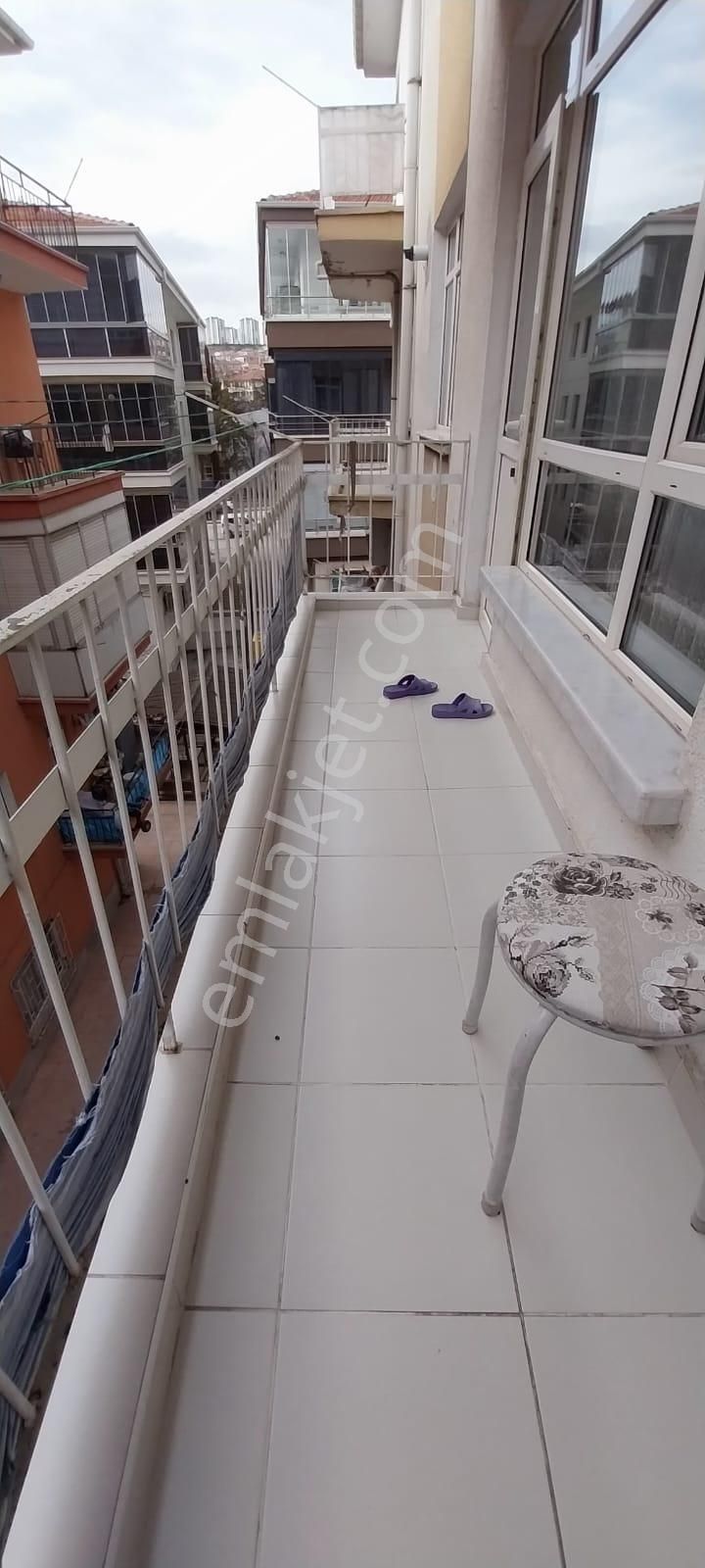 Şenlik Mahallesinde Katta 3+1 Gazino Göbekte Satılık Daire - Görsel 7