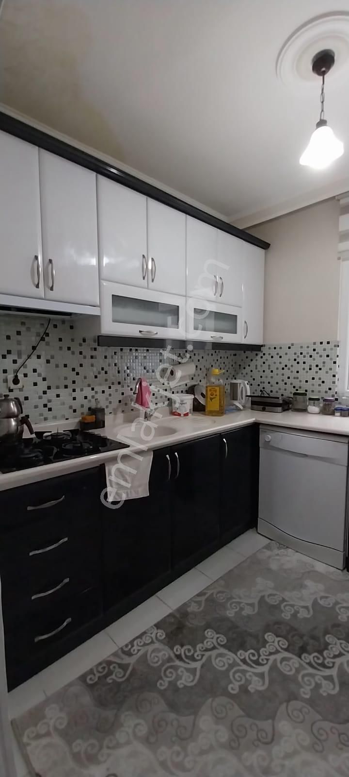 Şenlik Mahallesinde Katta 3+1 Gazino Göbekte Satılık Daire - Görsel 14