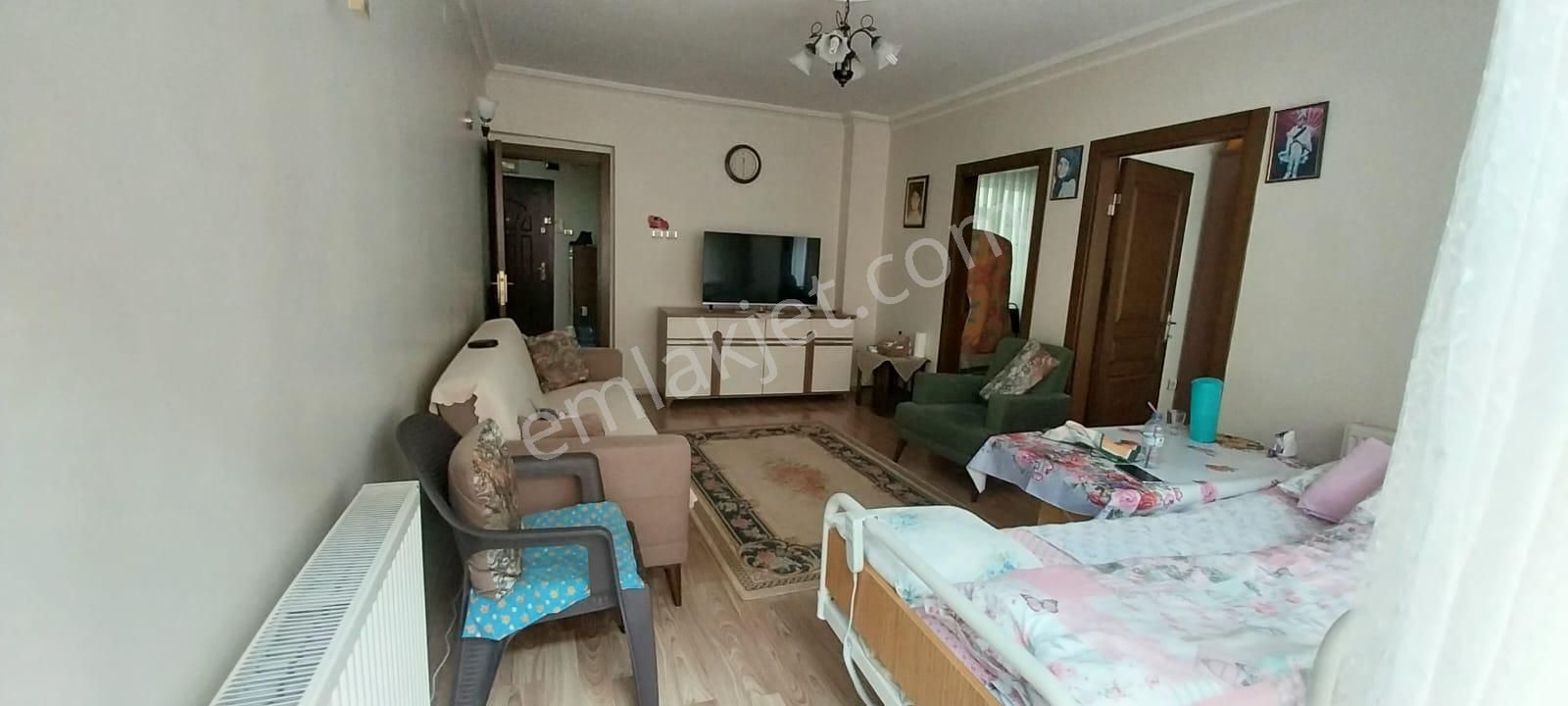 Şenlik Mahallesinde Katta 3+1 Gazino Göbekte Satılık Daire - Görsel 2