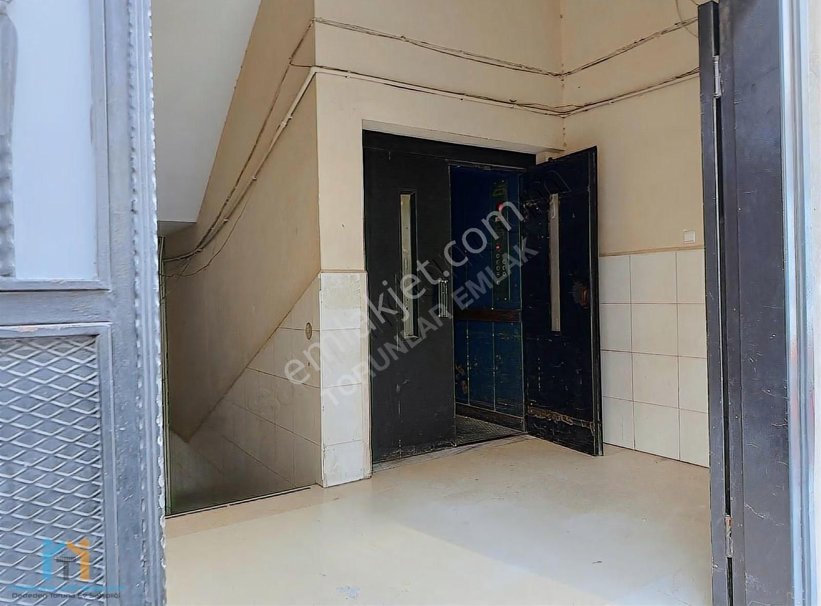 Bağcılarda Kiralık İşyeri Showroom,kesimhane, Ofis Ve Depo Uygun - Görsel 15