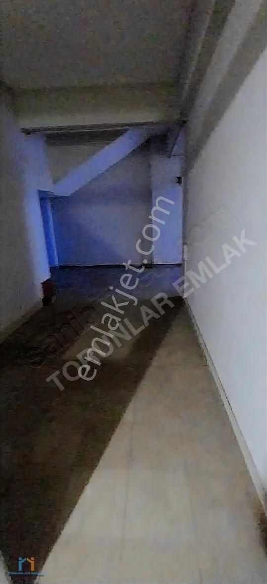 Torunlar Emlaktan Kiralık Giriş Dükkan | Depolu | 140 M² - Görsel 6