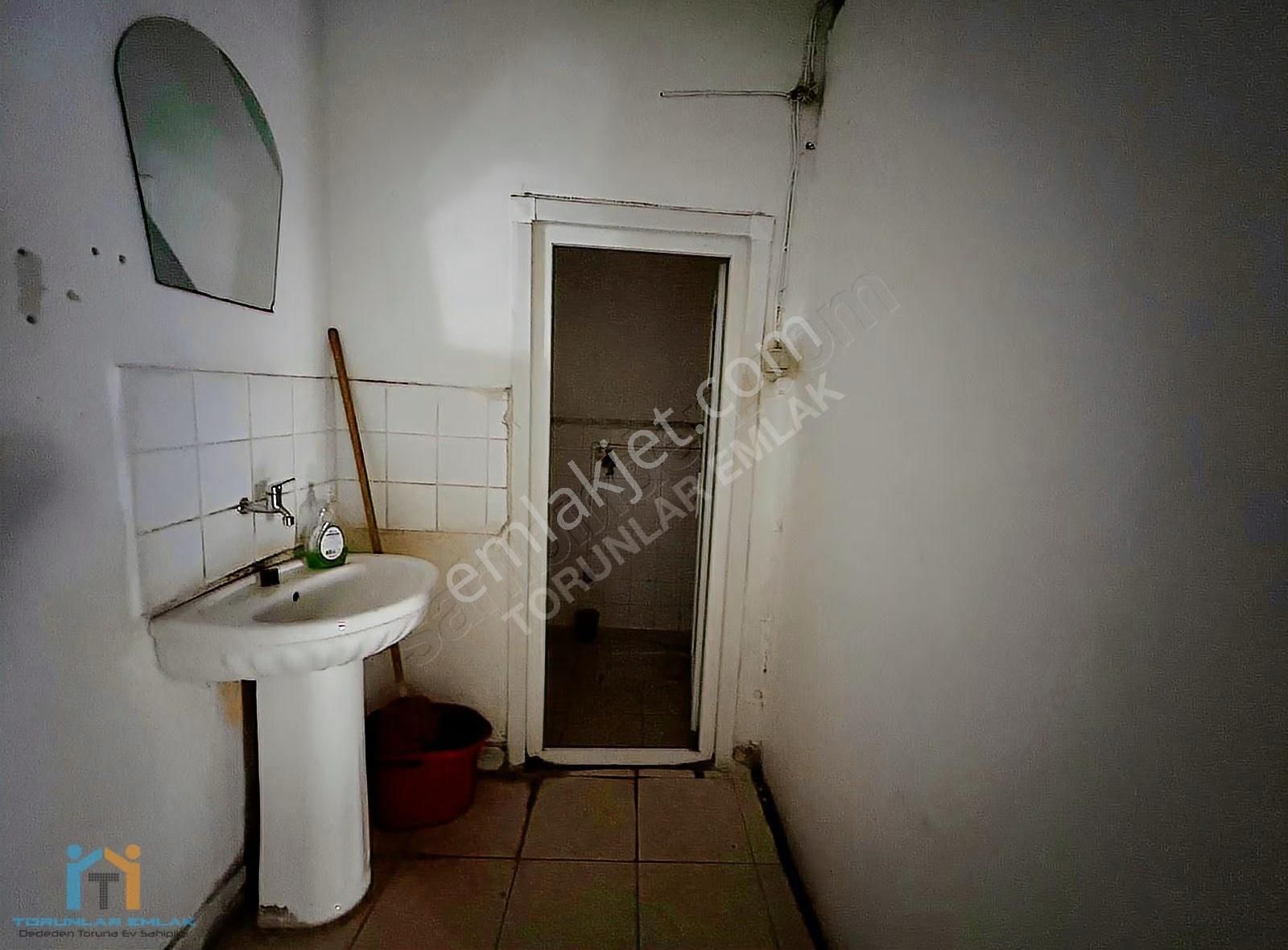 Torunlar Emlak Bağcılar Yıldıztepe De Kiralık Bodrum Dükkan - Görsel 4