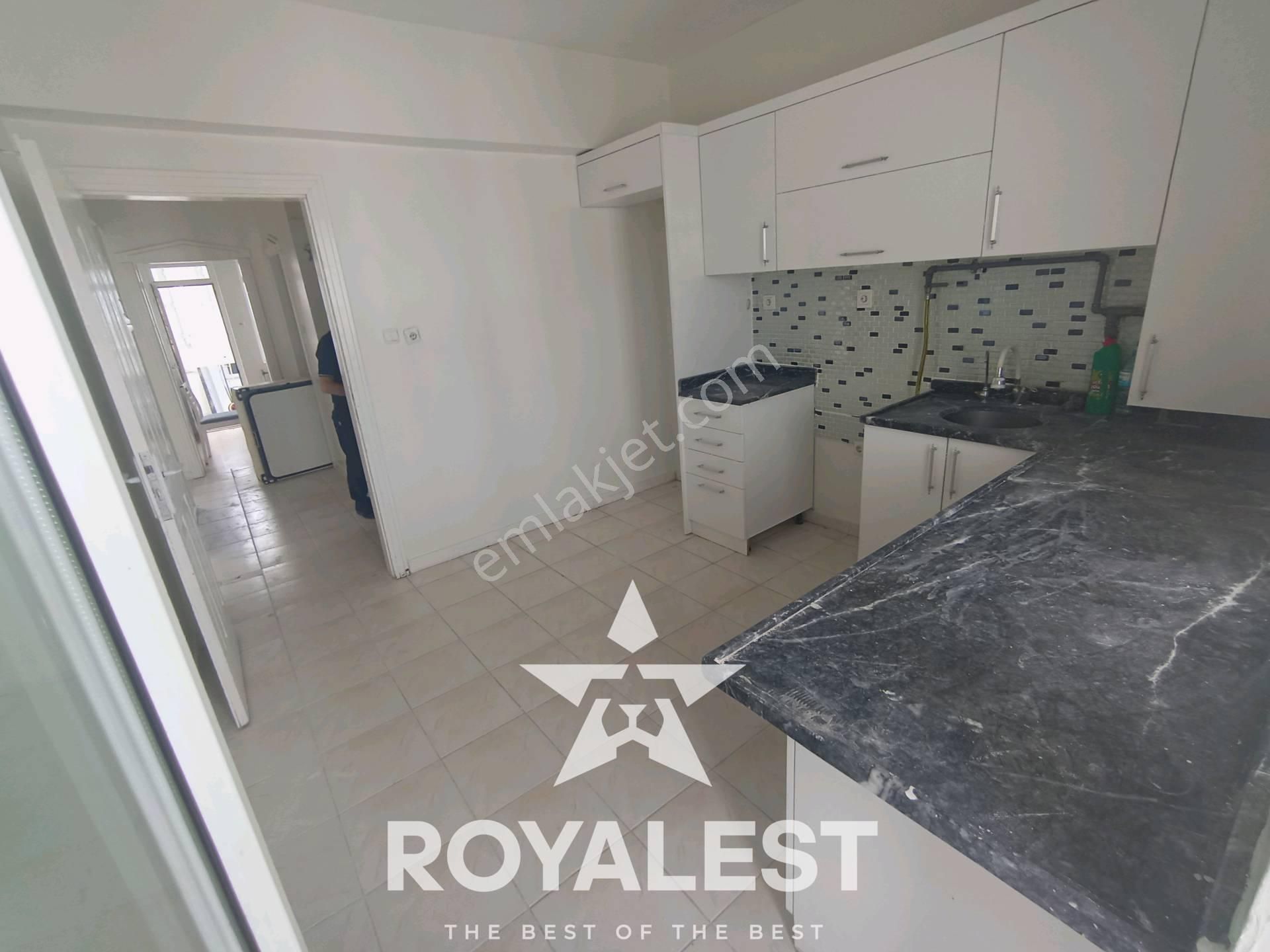 Royalest'ten Güvenlikli Site İçi Ara Kat Karataş'ta En Geniş 2+1 - Görsel 3