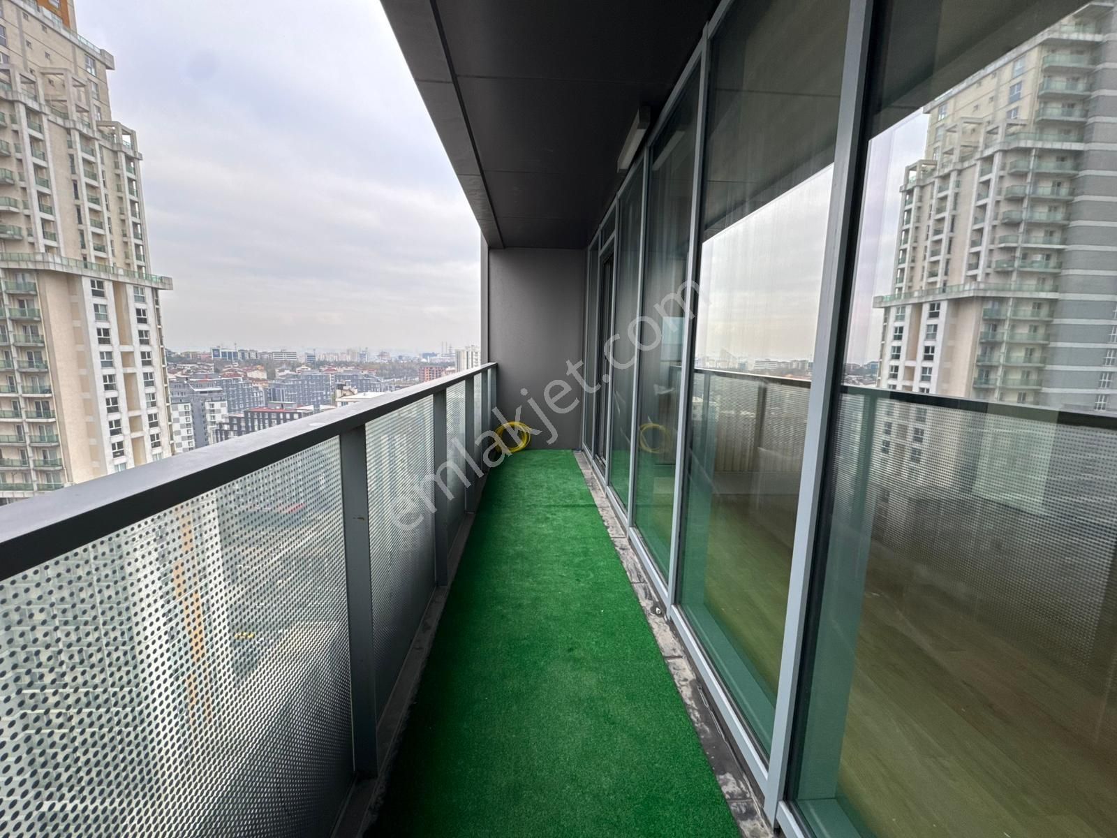 Sembol İstanbul Residance'da Kiralık 1+1 Temiz Balkonlu Daire - Görsel 2