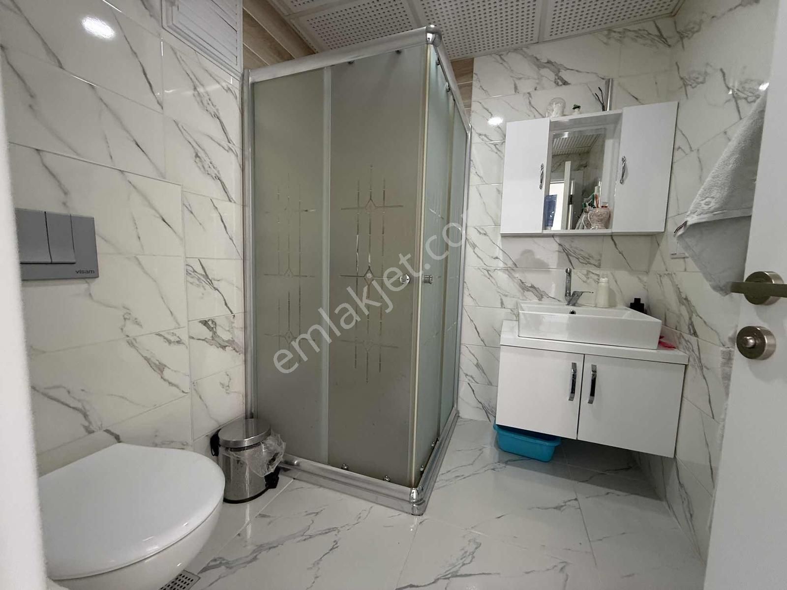 Deniz Manzaralı Havuzlu Sitede Lüks 3+1 Daire - Görsel 3