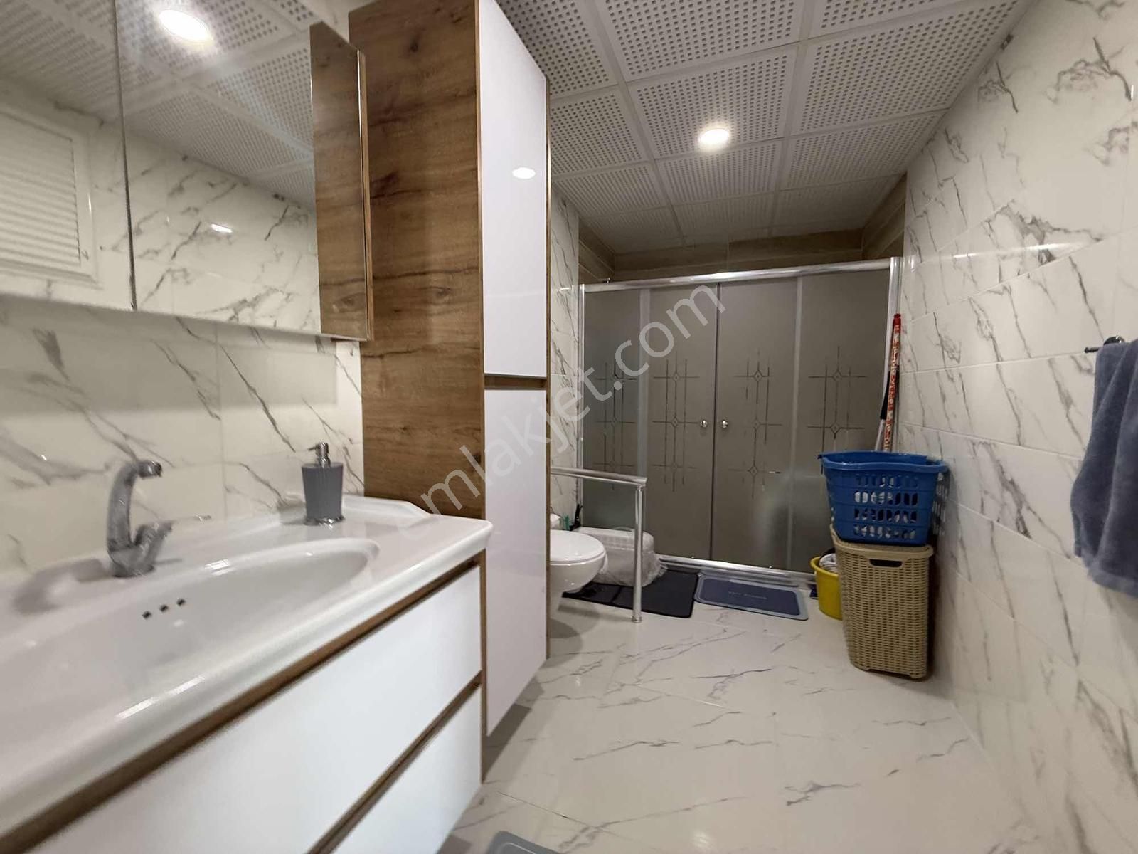 Deniz Manzaralı Havuzlu Sitede Lüks 3+1 Daire - Görsel 5