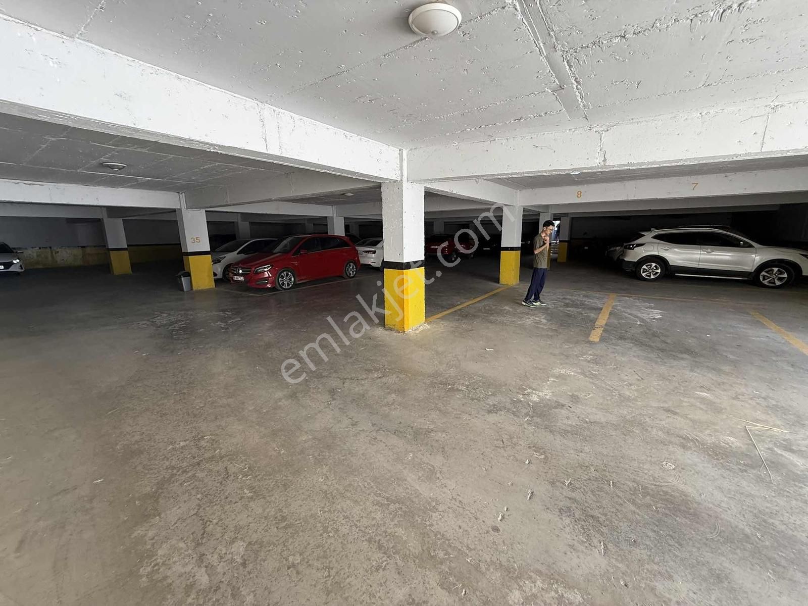 Deniz Manzaralı Havuzlu Sitede Lüks 3+1 Daire - Görsel 10