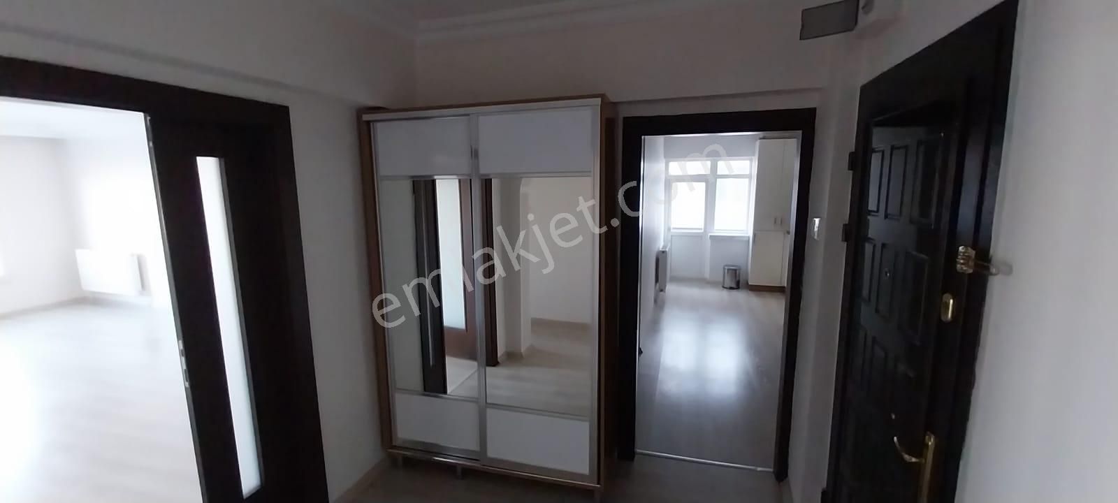 Tepebaşı Mahallesinde Ara Katta Manzaralı Full Yapılı Satılık Daire - Görsel 27