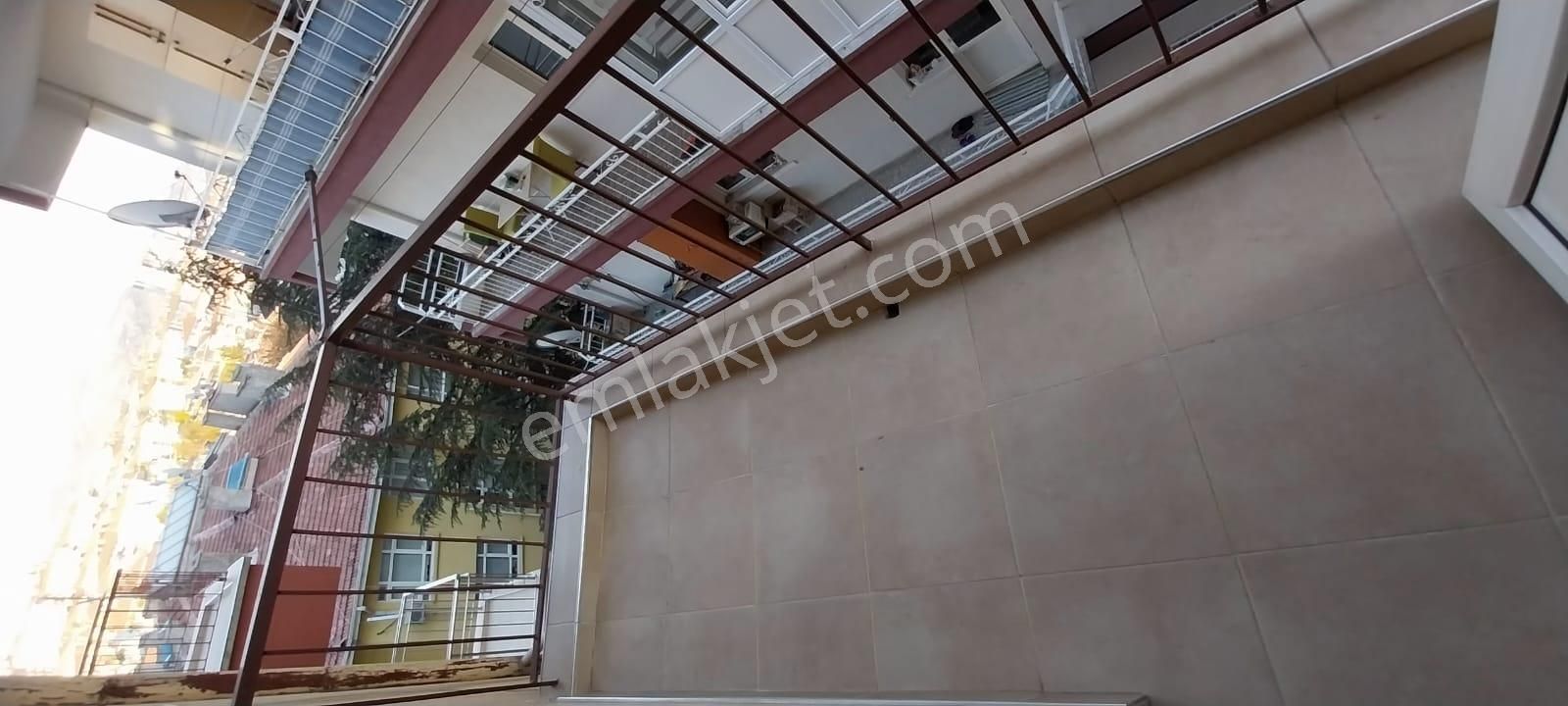 Tepebaşı Mahallesinde Ara Katta Manzaralı Full Yapılı Satılık Daire - Görsel 20