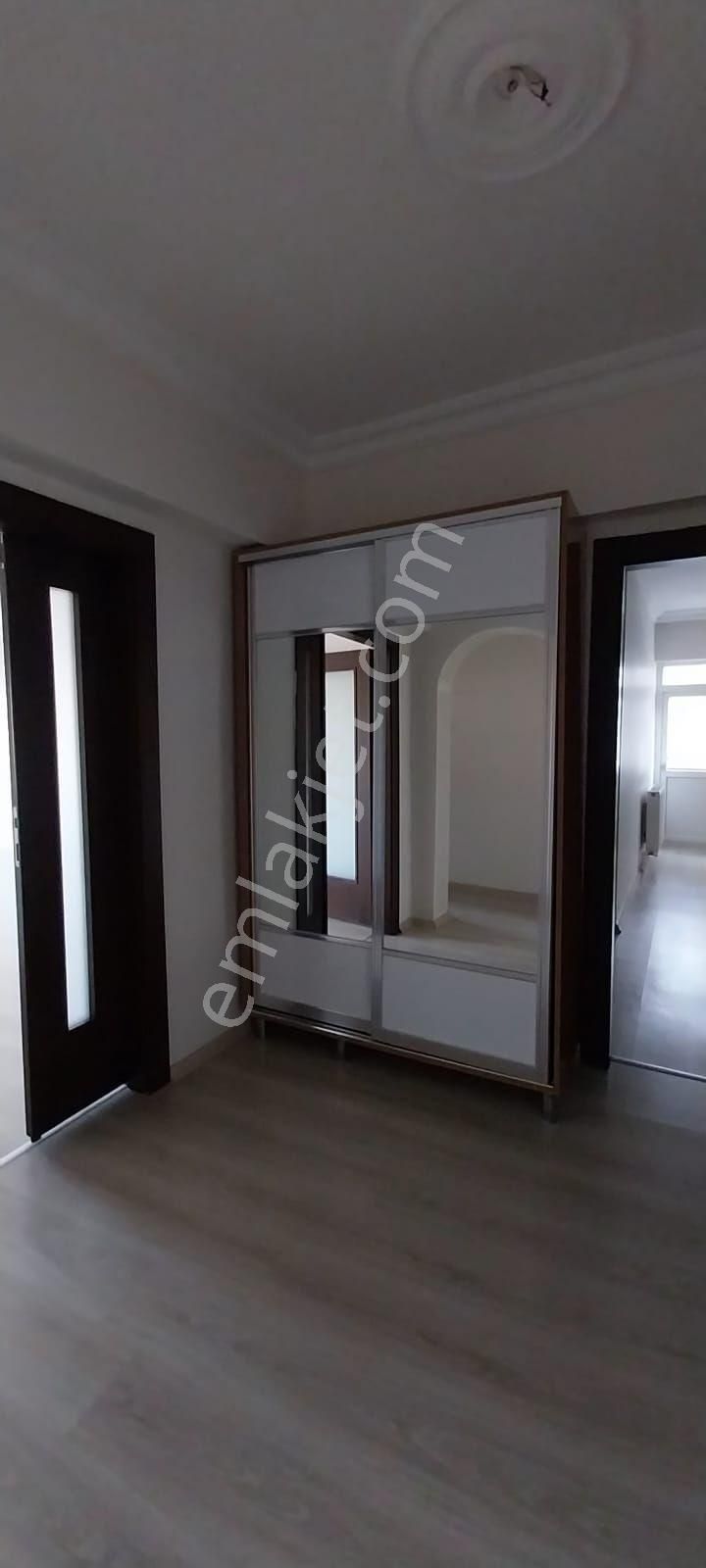 Tepebaşı Mahallesinde Ara Katta Manzaralı Full Yapılı Satılık Daire - Görsel 29