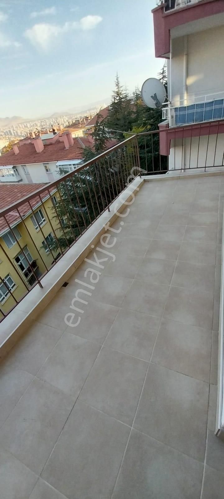 Tepebaşı Mahallesinde Ara Katta Manzaralı Full Yapılı Satılık Daire - Görsel 21