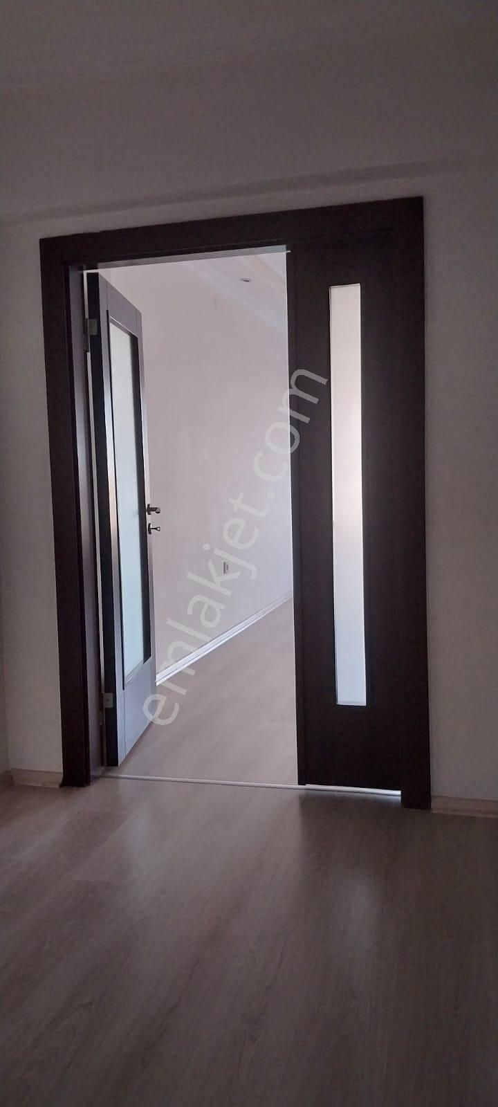 Tepebaşı Mahallesinde Ara Katta Manzaralı Full Yapılı Satılık Daire - Görsel 31