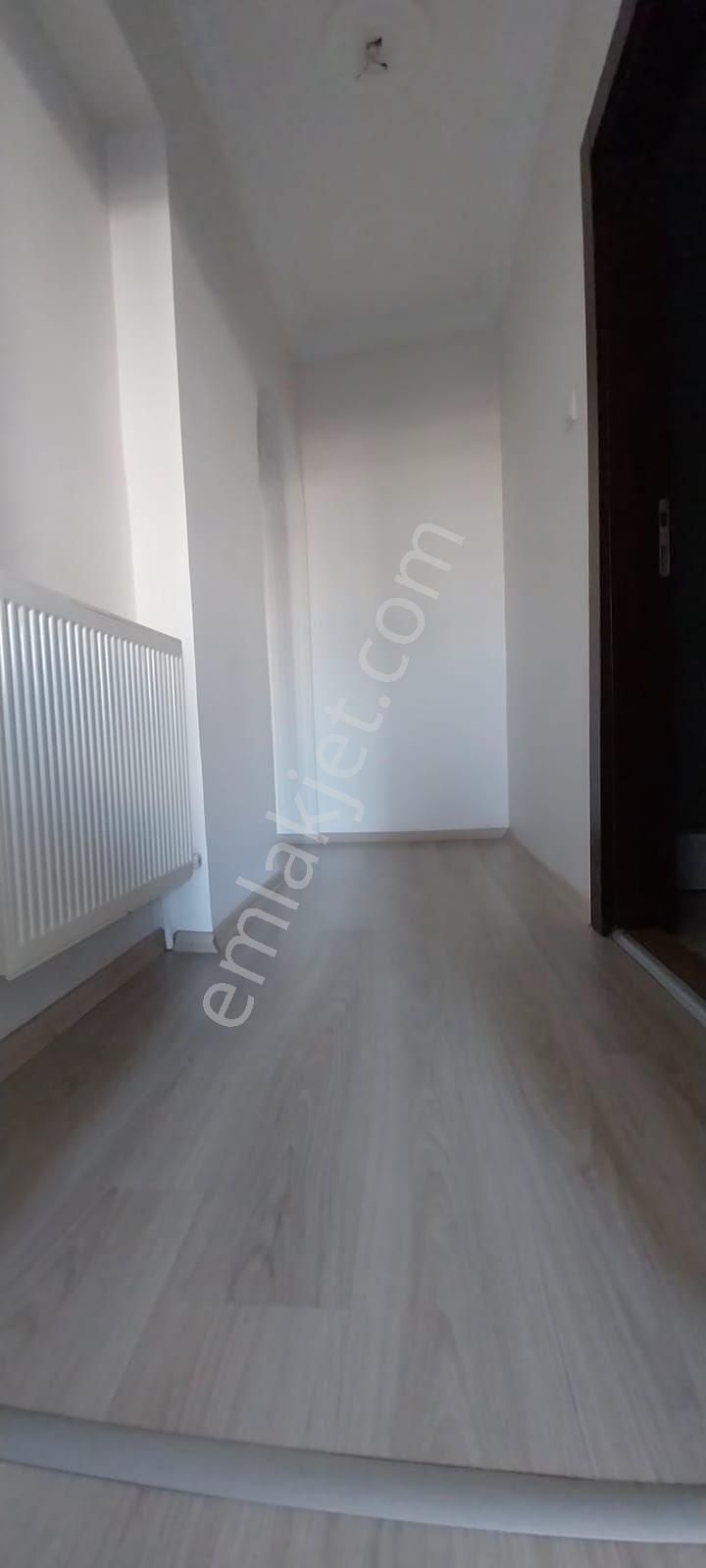 Tepebaşı Mahallesinde Ara Katta Manzaralı Full Yapılı Satılık Daire - Görsel 30