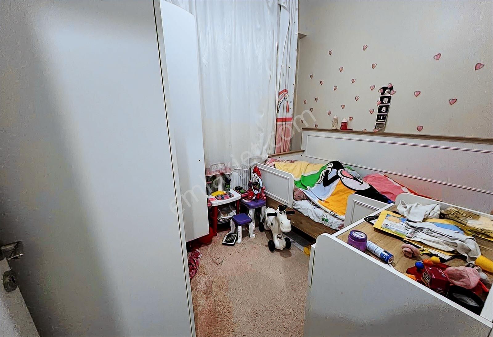 Reşadiye Mahallesi 2+1 4 Yıllık Daire - Görsel 6