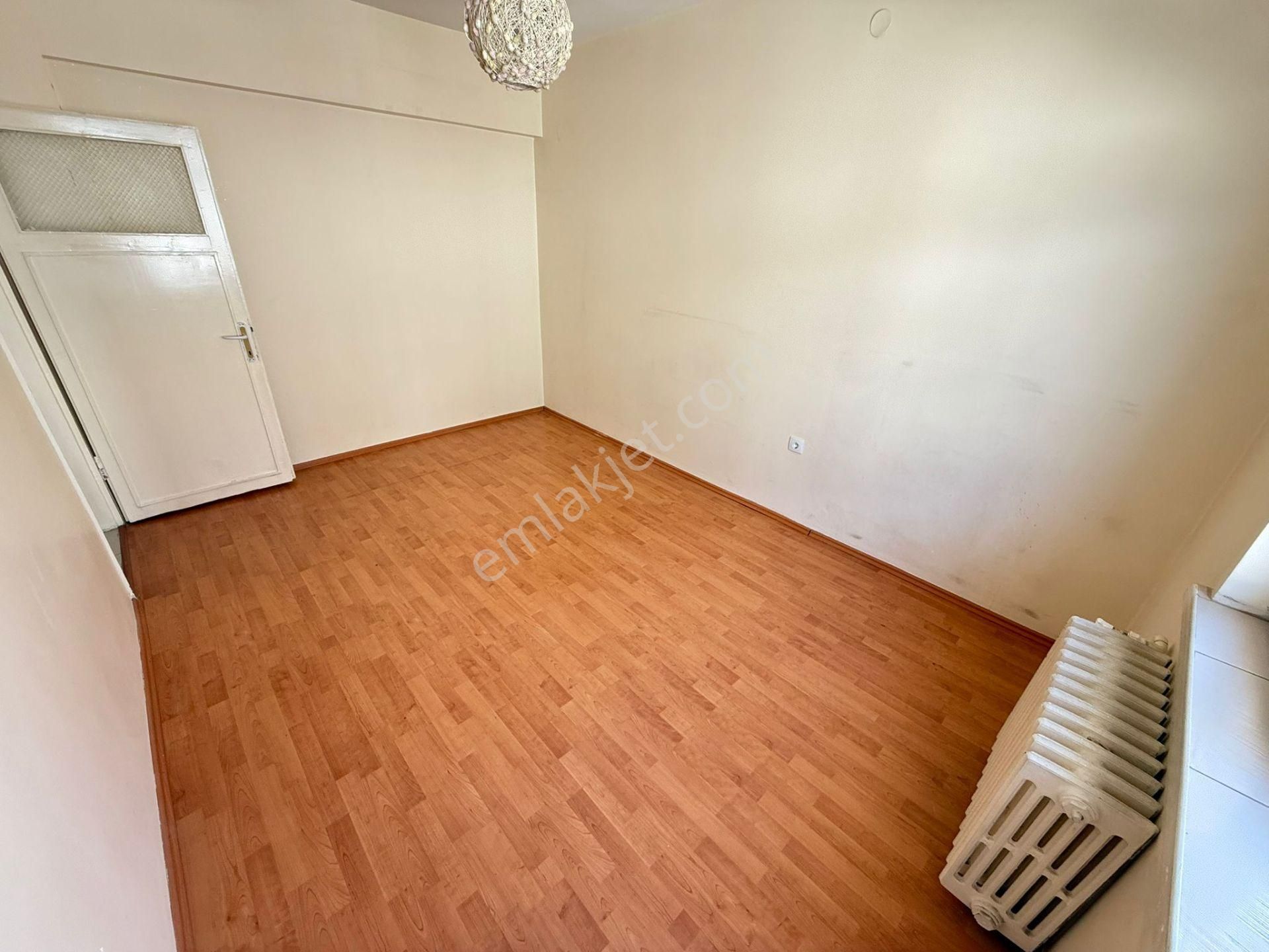 Yakacık Mah Katta 3+1 1 Bağımlı Yapılı Geniş Manzaralı Daha Ne Olsun - Görsel 17