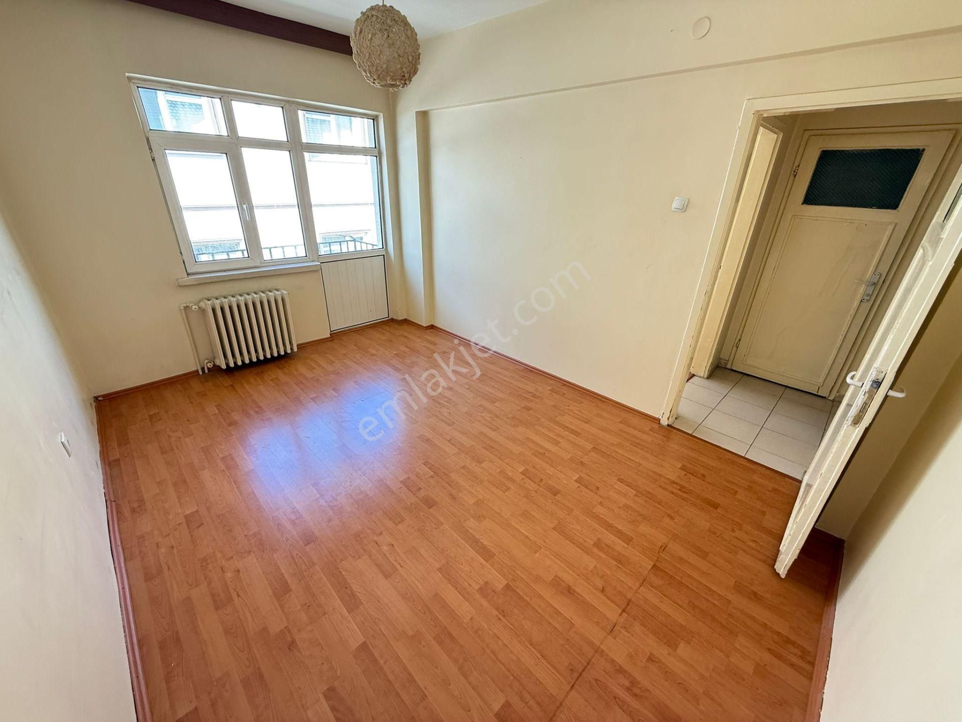 Yakacık Mah Katta 3+1 1 Bağımlı Yapılı Geniş Manzaralı Daha Ne Olsun - Görsel 14