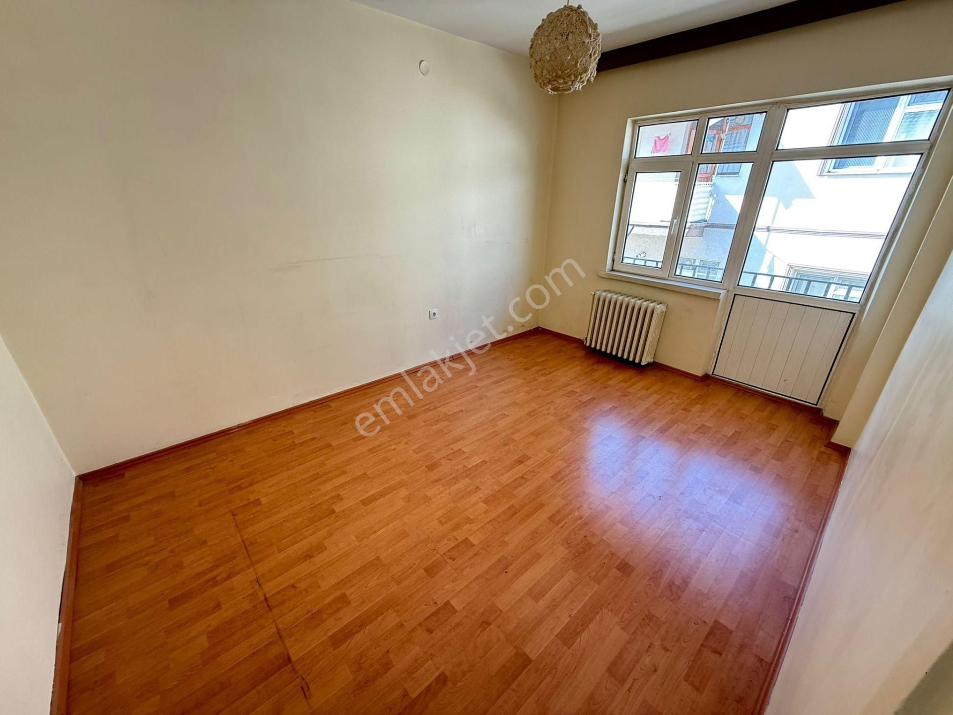 Yakacık Mah Katta 3+1 1 Bağımlı Yapılı Geniş Manzaralı Daha Ne Olsun - Görsel 16