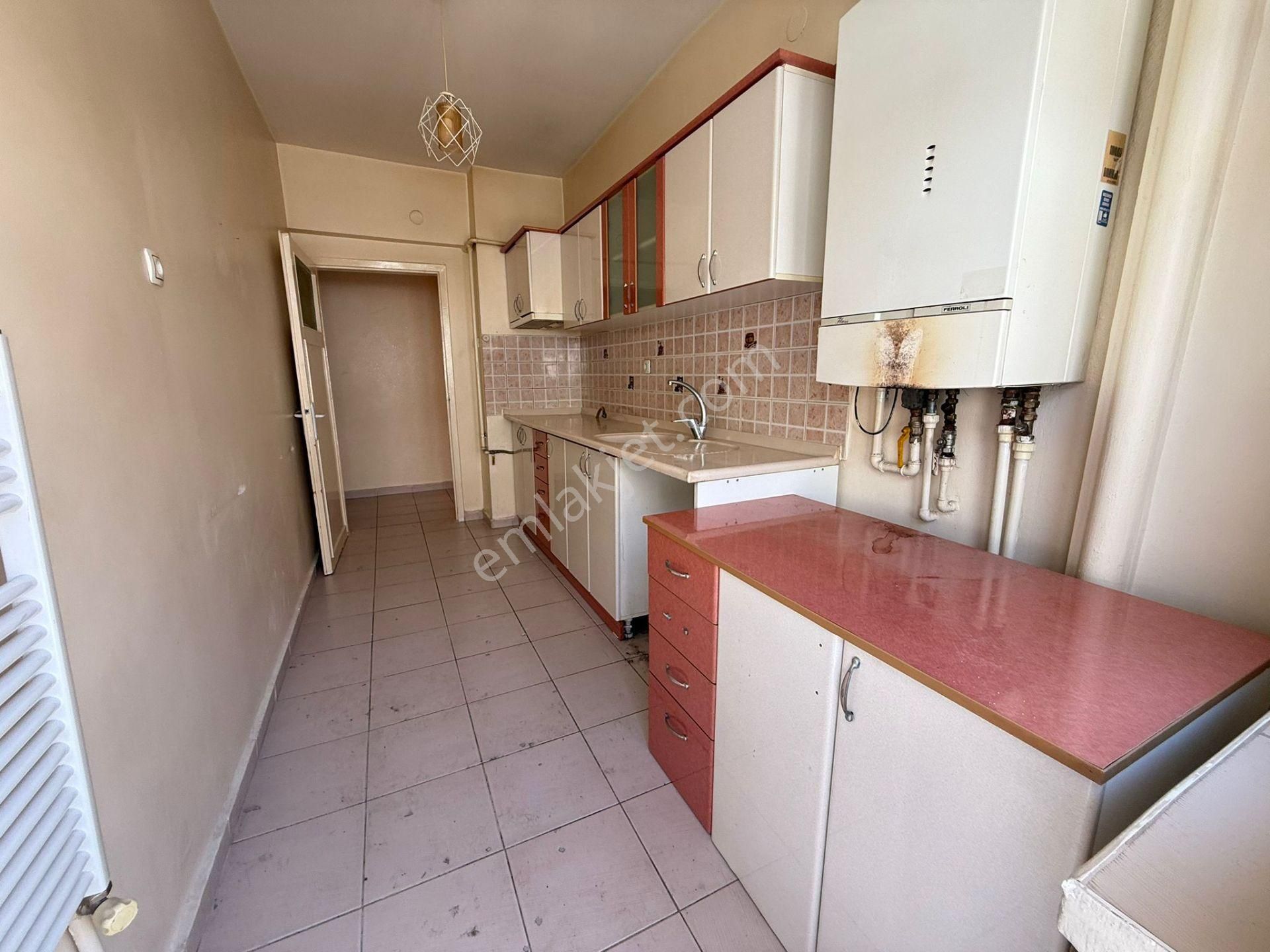 Yakacık Mah Katta 3+1 1 Bağımlı Yapılı Geniş Manzaralı Daha Ne Olsun - Görsel 8