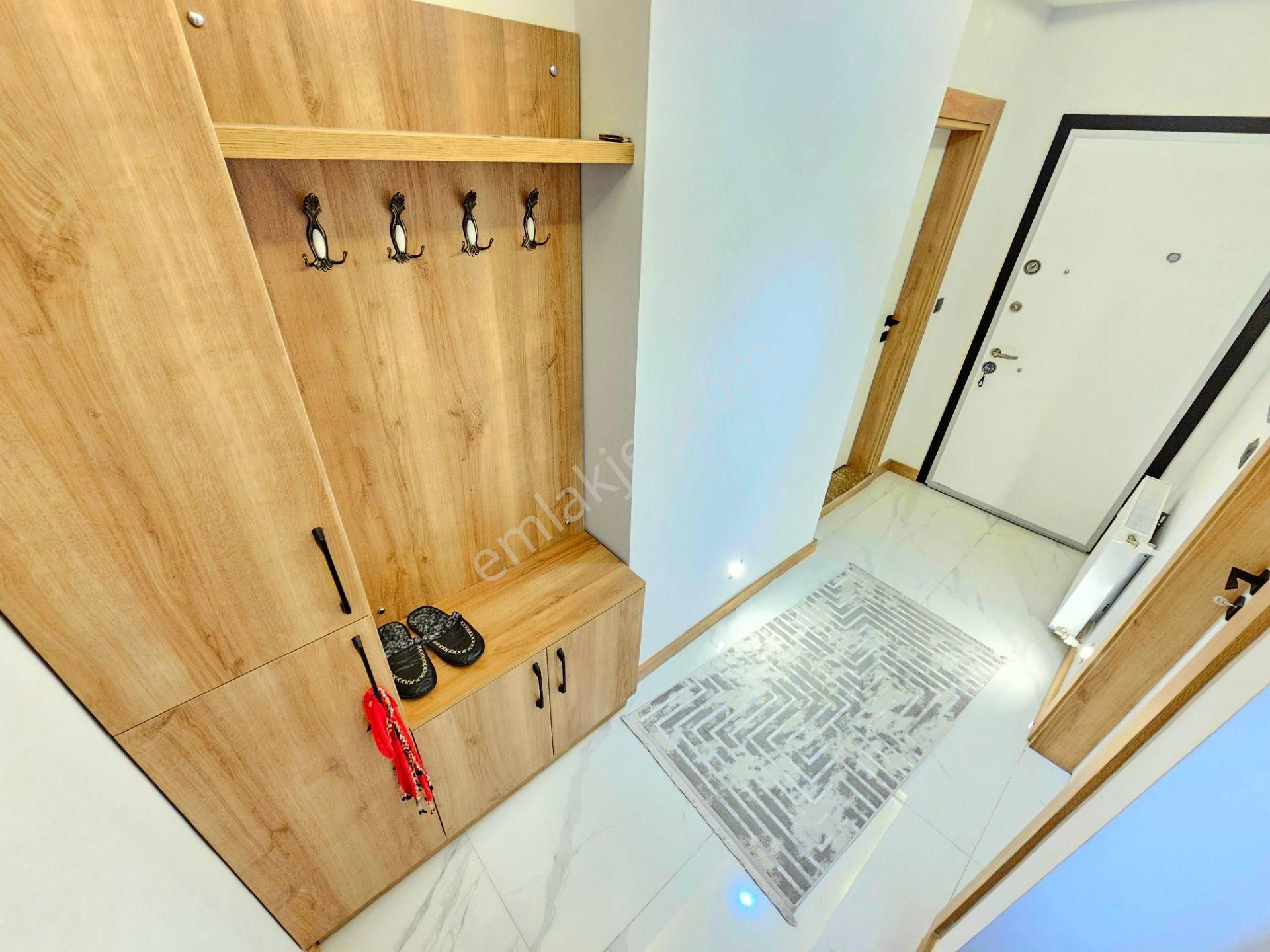 Gürsoy'dan Pazar Sokağında Denize 300m Ön Cephe Full Eşyalı 1+1 - Görsel 5