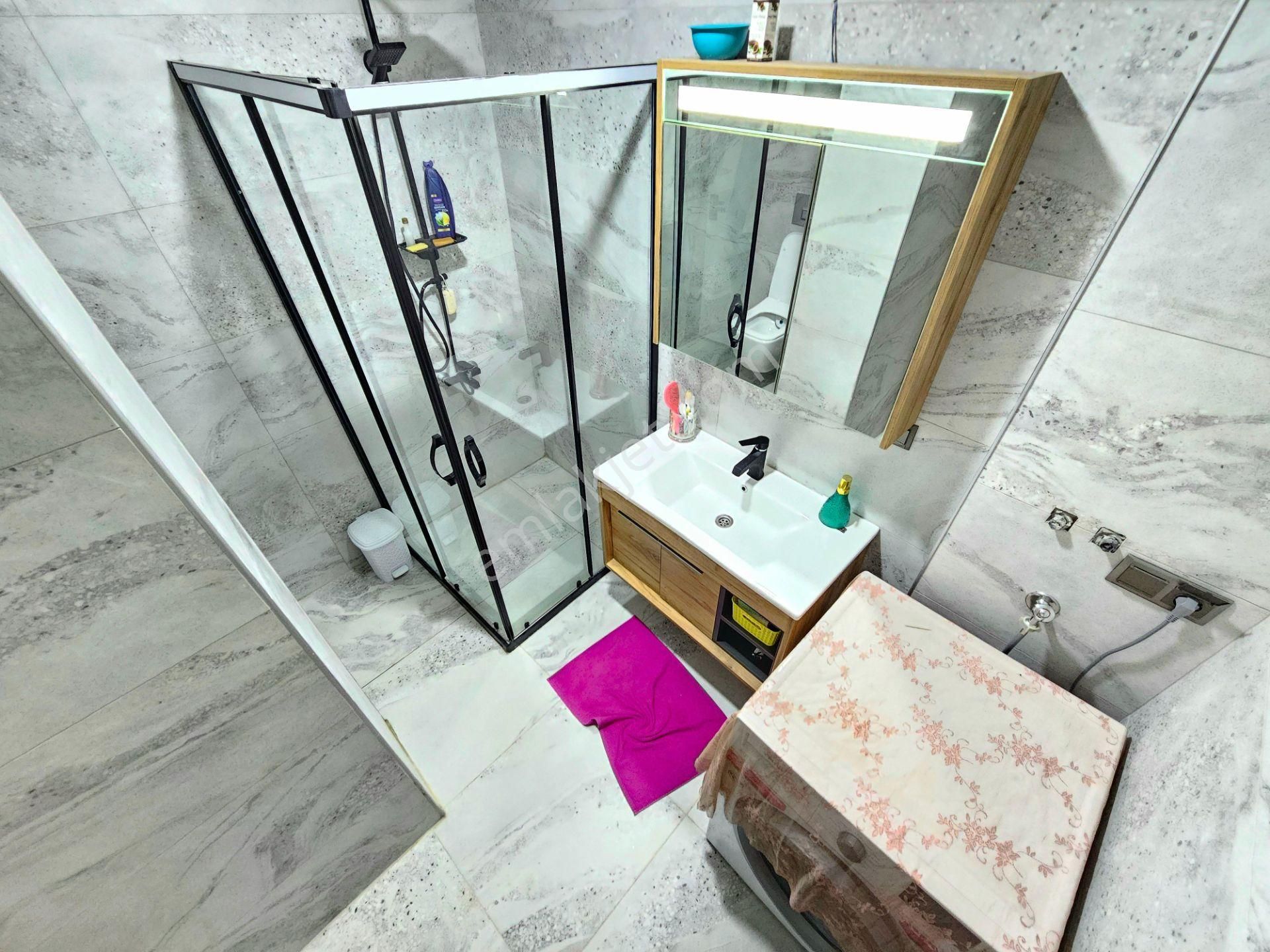 Gürsoy'dan Pazar Sokağında Denize 300m Ön Cephe Full Eşyalı 1+1 - Görsel 26