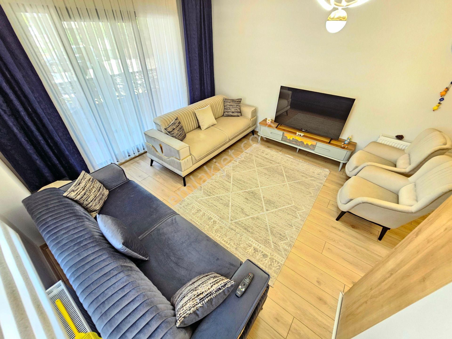 Gürsoy'dan Pazar Sokağında Denize 300m Ön Cephe Full Eşyalı 1+1 - Görsel 21