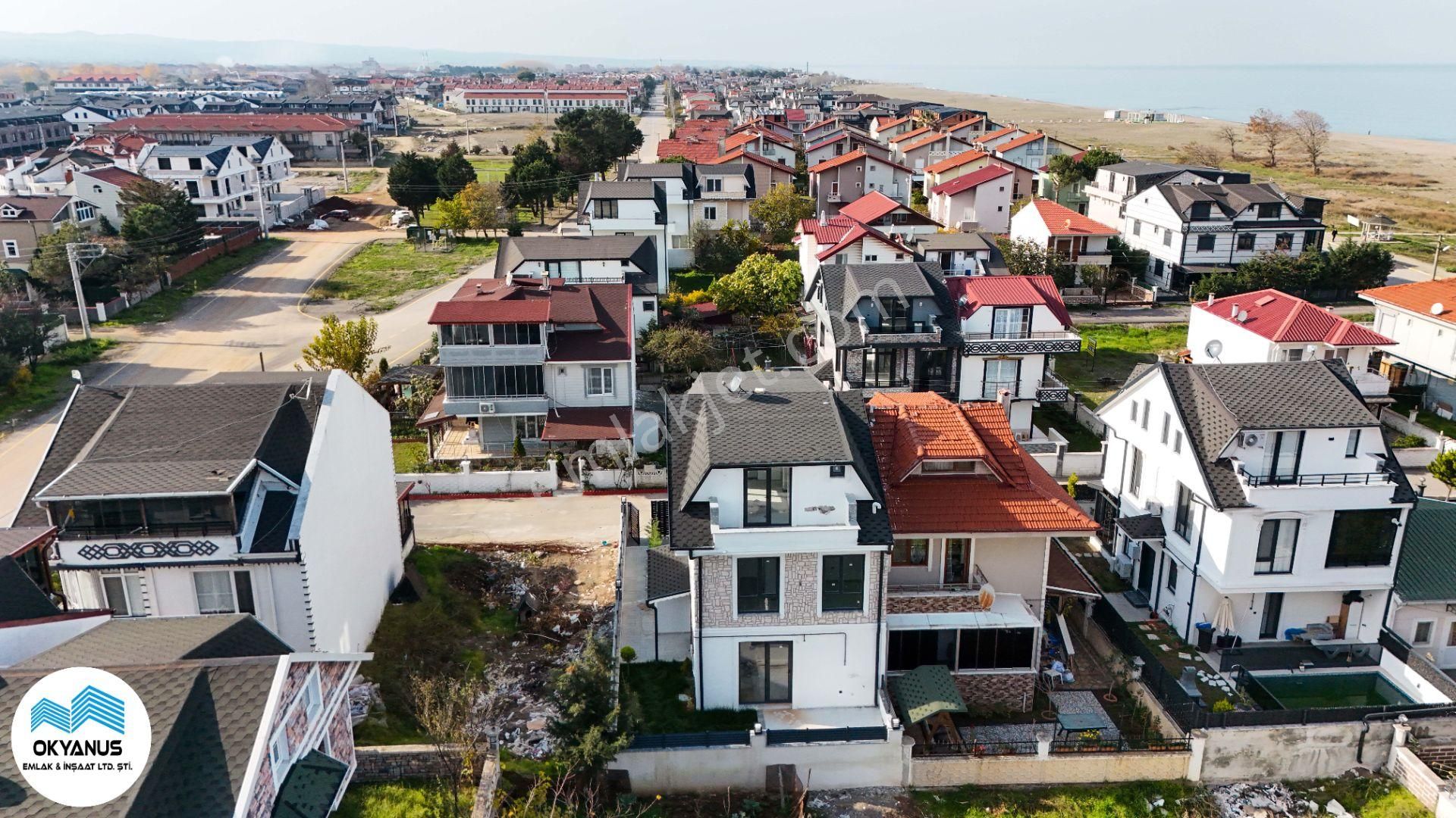 Kocaali'de Denize Yakın Bahçeli Yüksek Giriş 3+1 Villa - Görsel 6