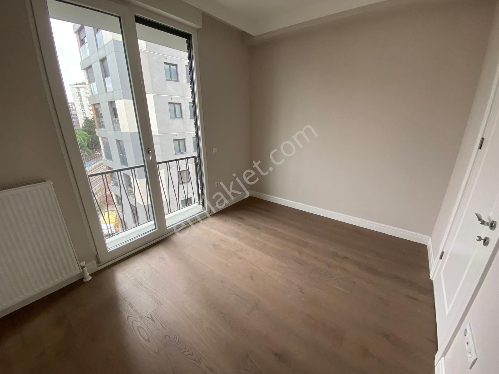 Poyraz'dan Erenköyde Sıfır Binada Balkonlu Ebeveynli 3+1 - Görsel 32